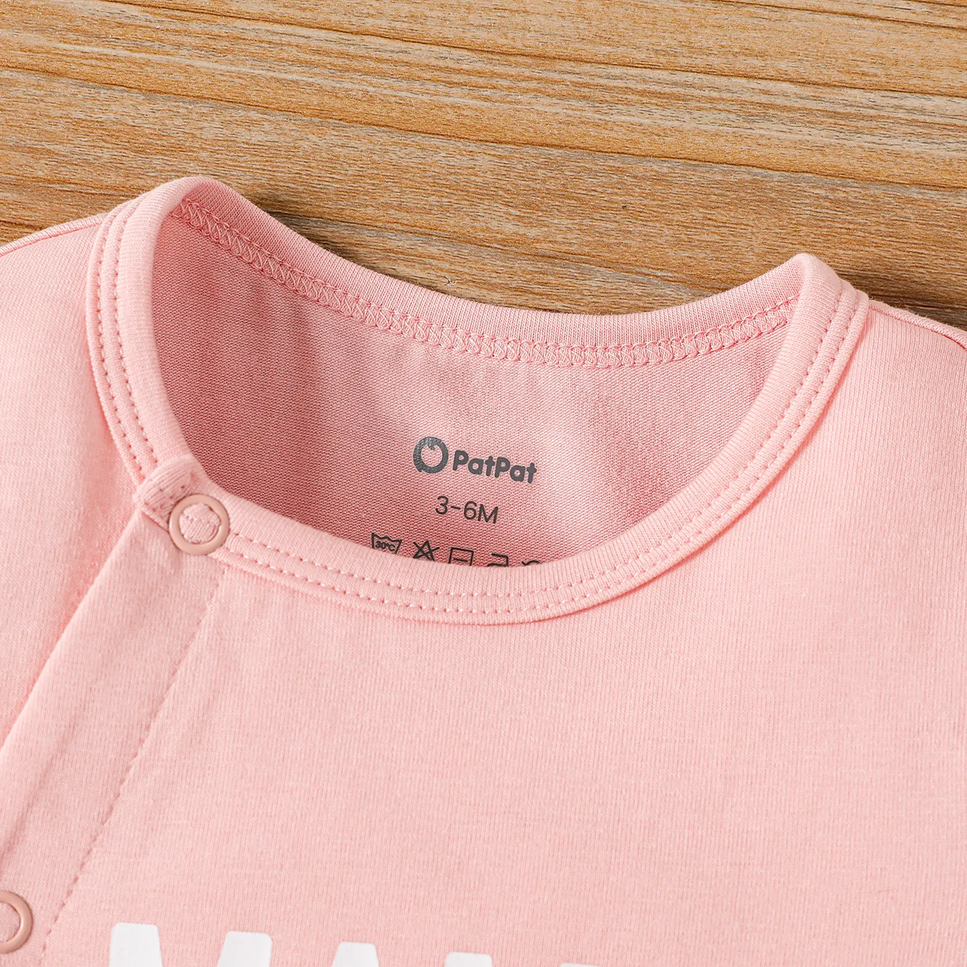Baby Girl/Boy Letter Print Short-sleeve Cotton Rompers  image 4