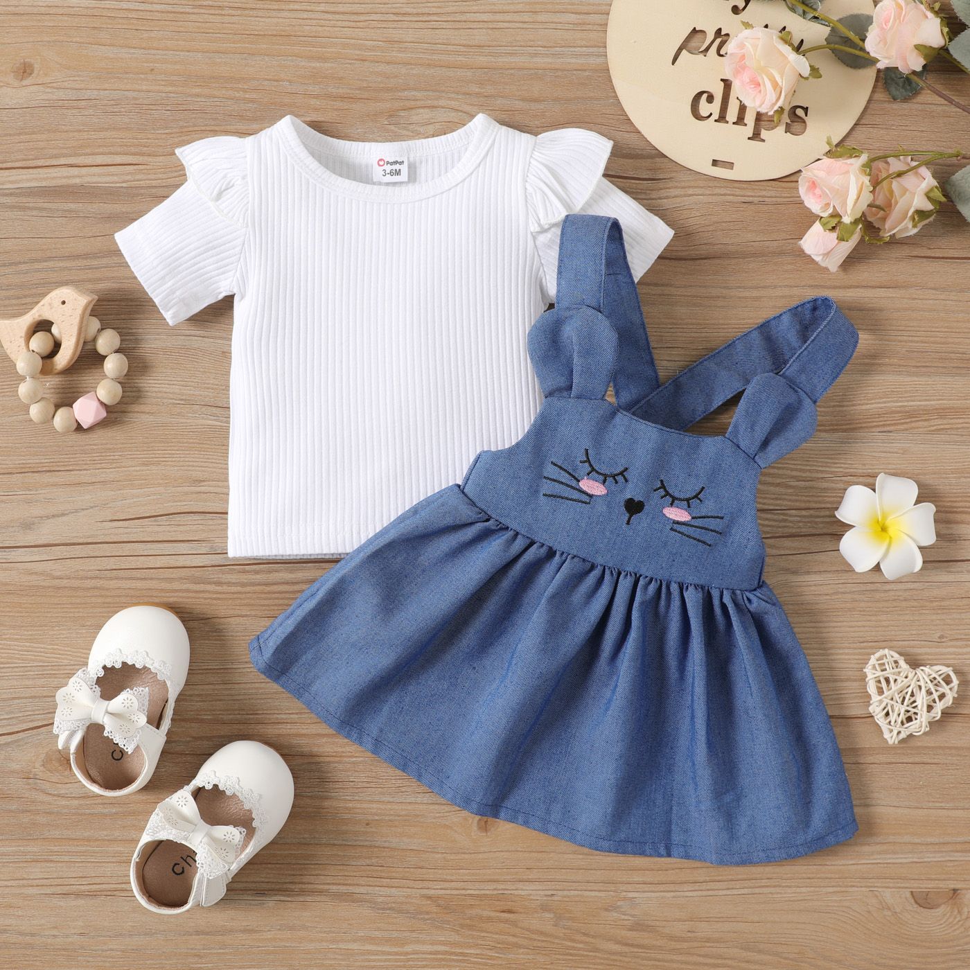 

2pcs Baby Girl Cotton Ribbed Flutter-sleeve Top and Rabbit Embroidered Denim Overall Dress Set
