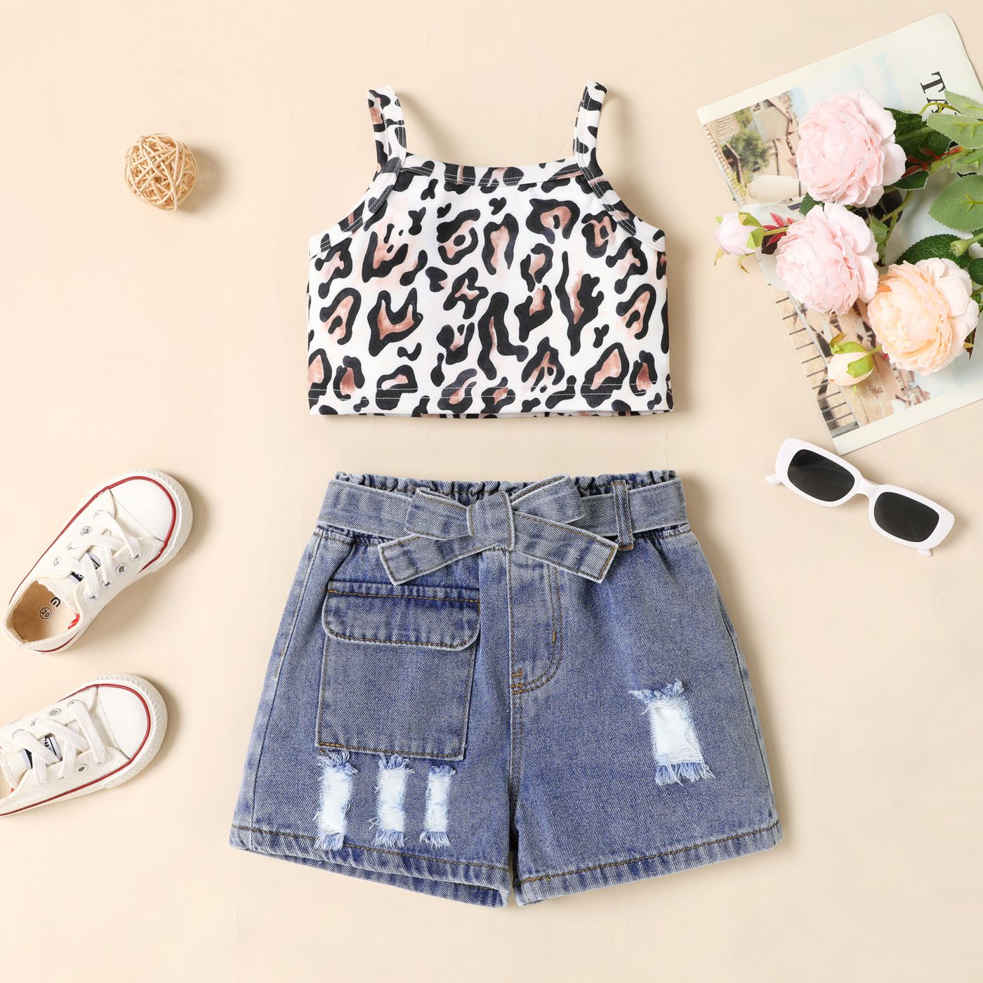 2pcs Toddler Girl Leopard Camisole and Belted Ripped Denim Shorts Set
