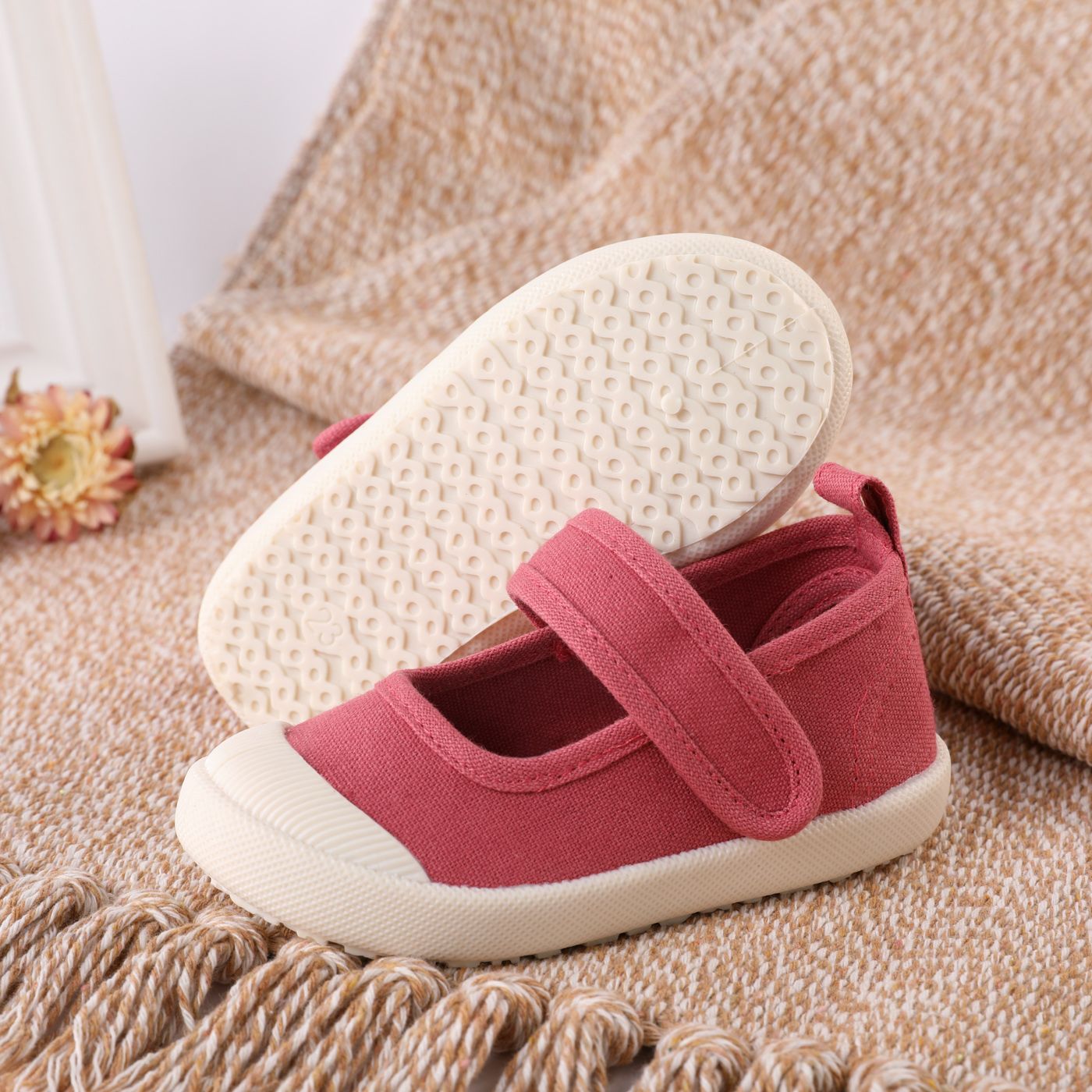 

Toddler/Kid Velcro Low-cut Breathable Casual Shoes