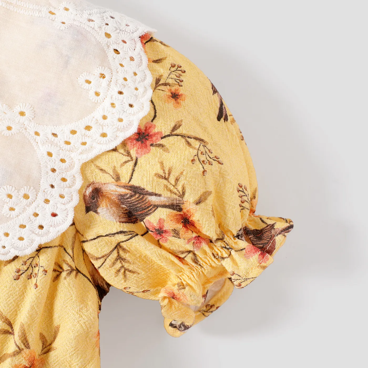 Baby Girl 100% Cotton Contrast Collar Puff-sleeve Dress  image 4