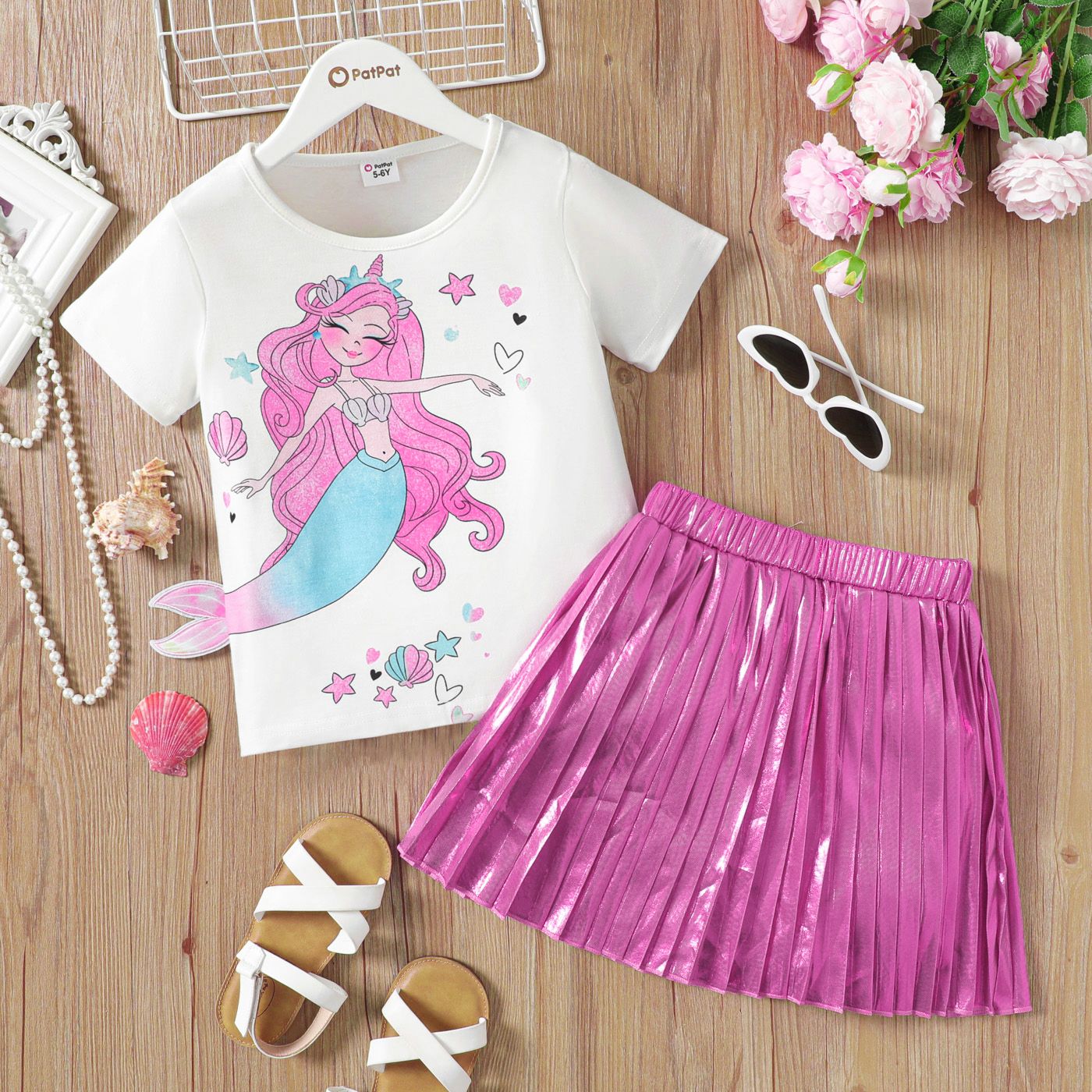 

2pcs Kid Girl Mermaid Print Short-sleeve Tee and Pleated Skirt Set