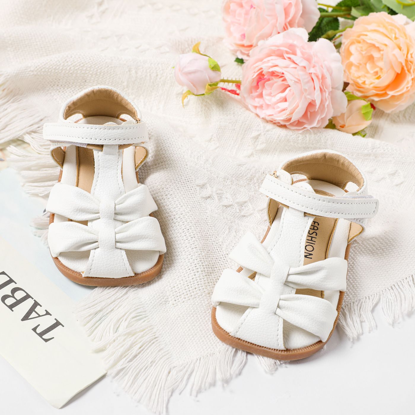 

Toddler/Kid Velcro Closed Toe Solid Sandals