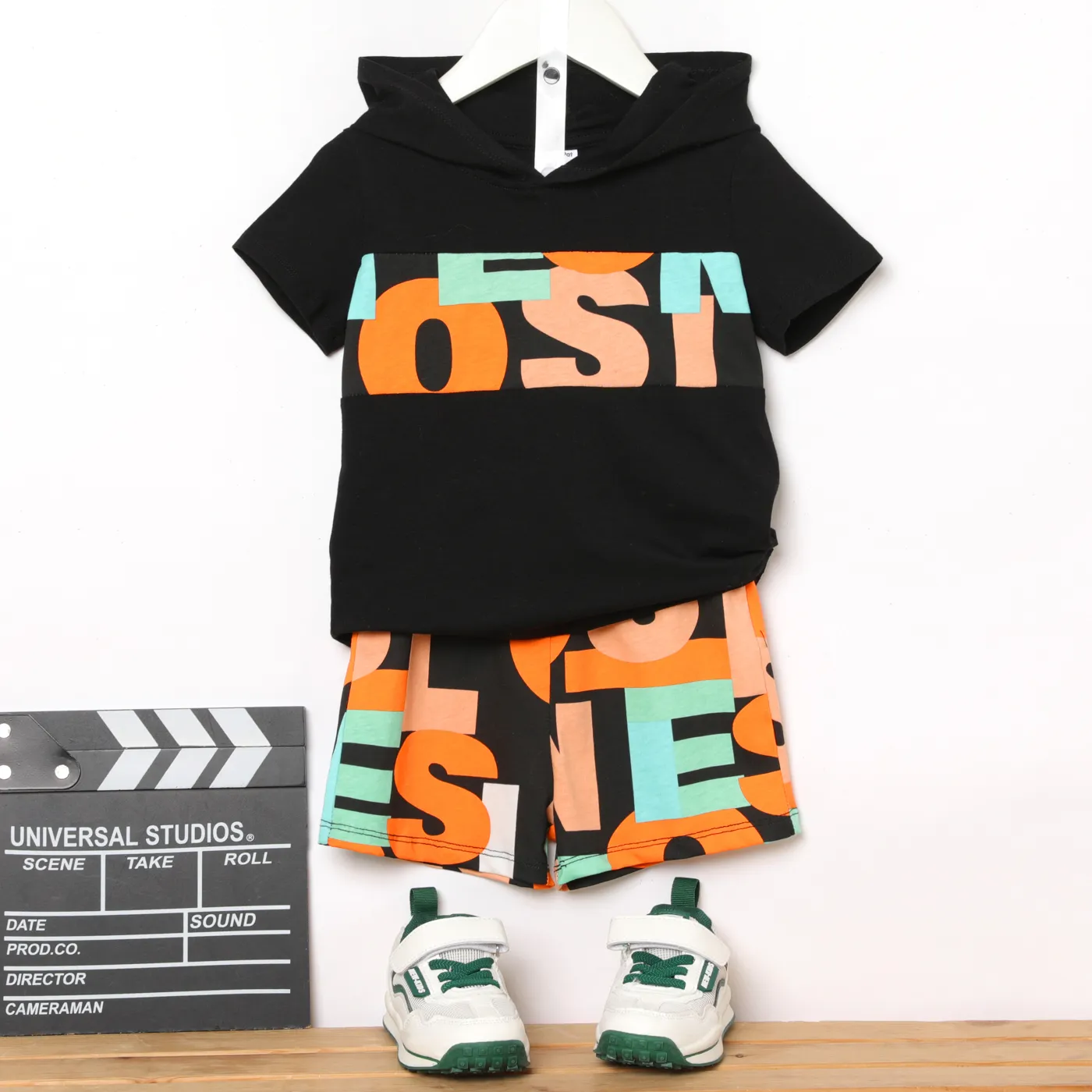2pcs Toddler Boy Letter Print Cotton Hooded Short-sleeve Tee and Elasticized Shorts Set Black big image 1