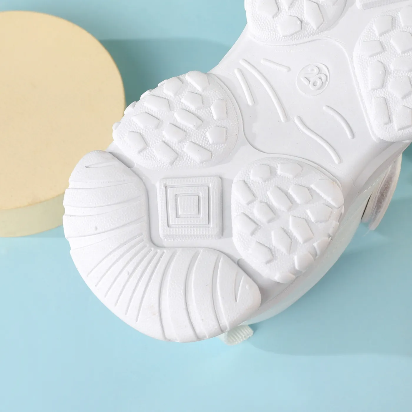 Kid Velcro Solid Sneakers White image 5