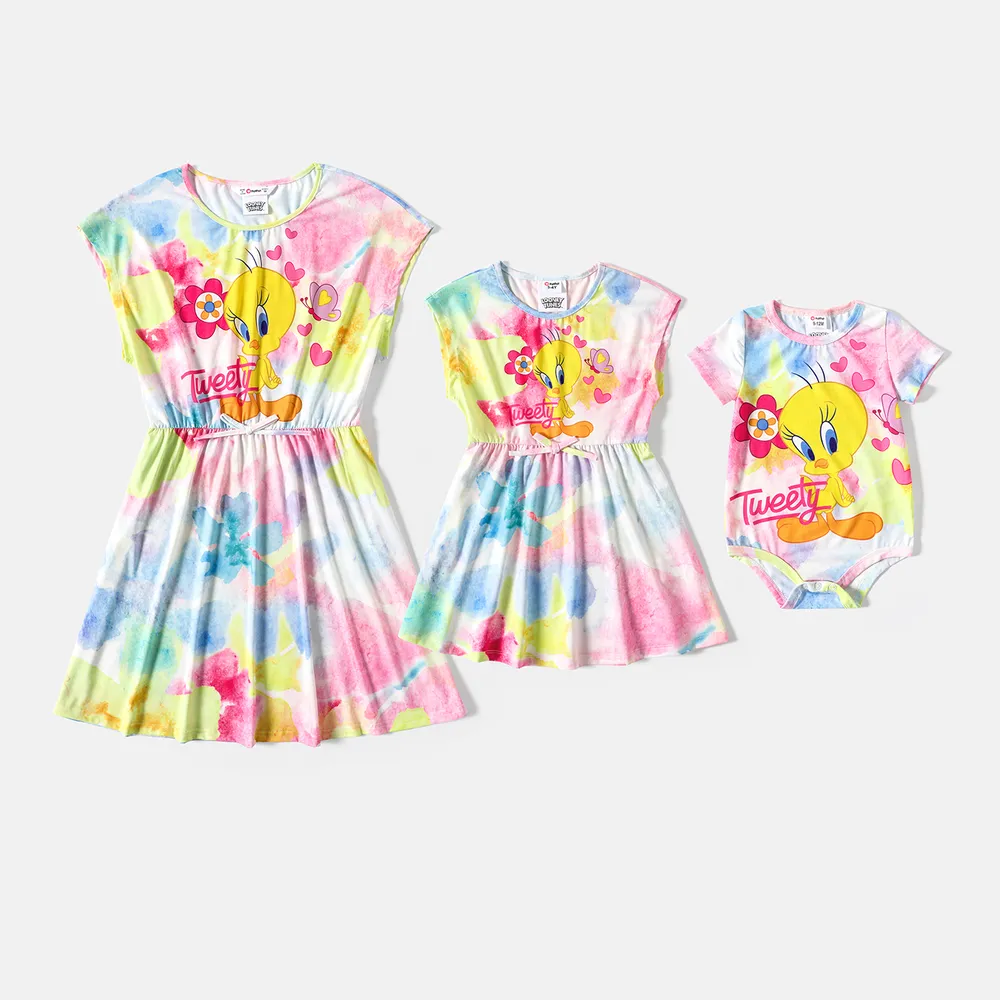 Looney Tunes Mommy and Me Short-sleeve Tie Dyed Naia™ Dresses big image 9
