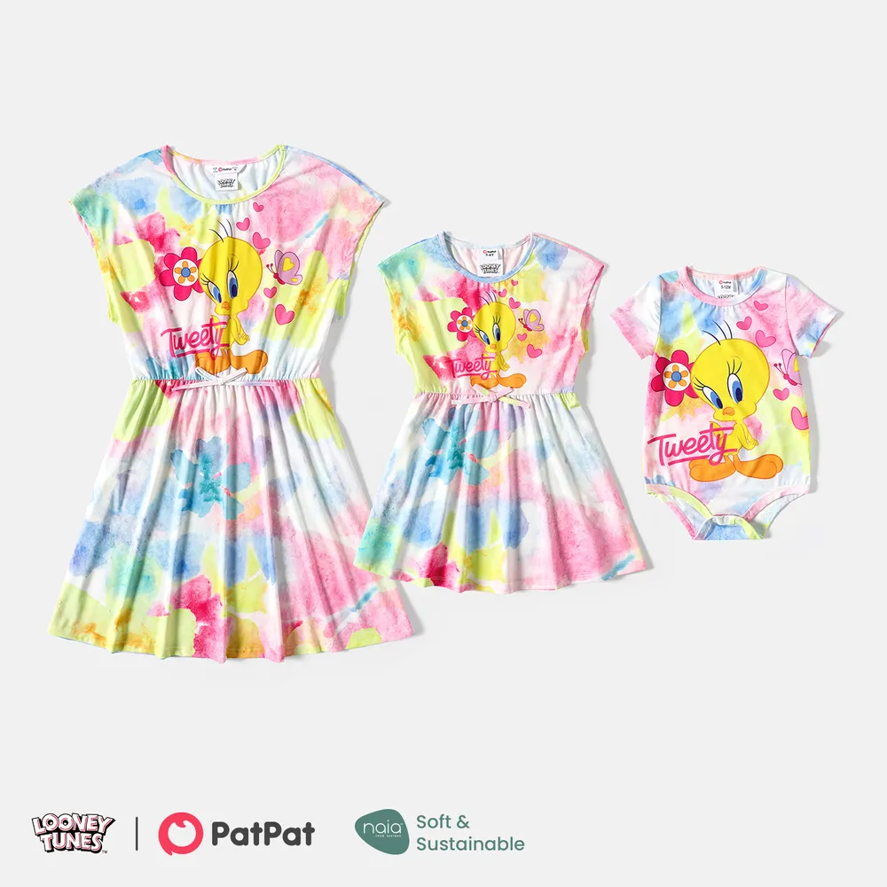 Looney Tunes Mommy and Me Short-sleeve Tie Dyed Naia™ Dresses  big image 4