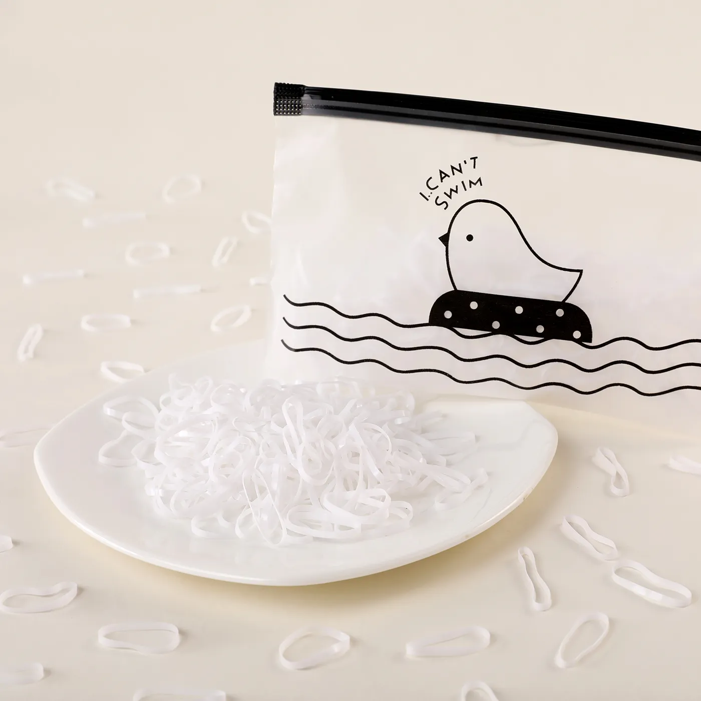 500-piece Pretty Disposable Hair Ropes for Girls White