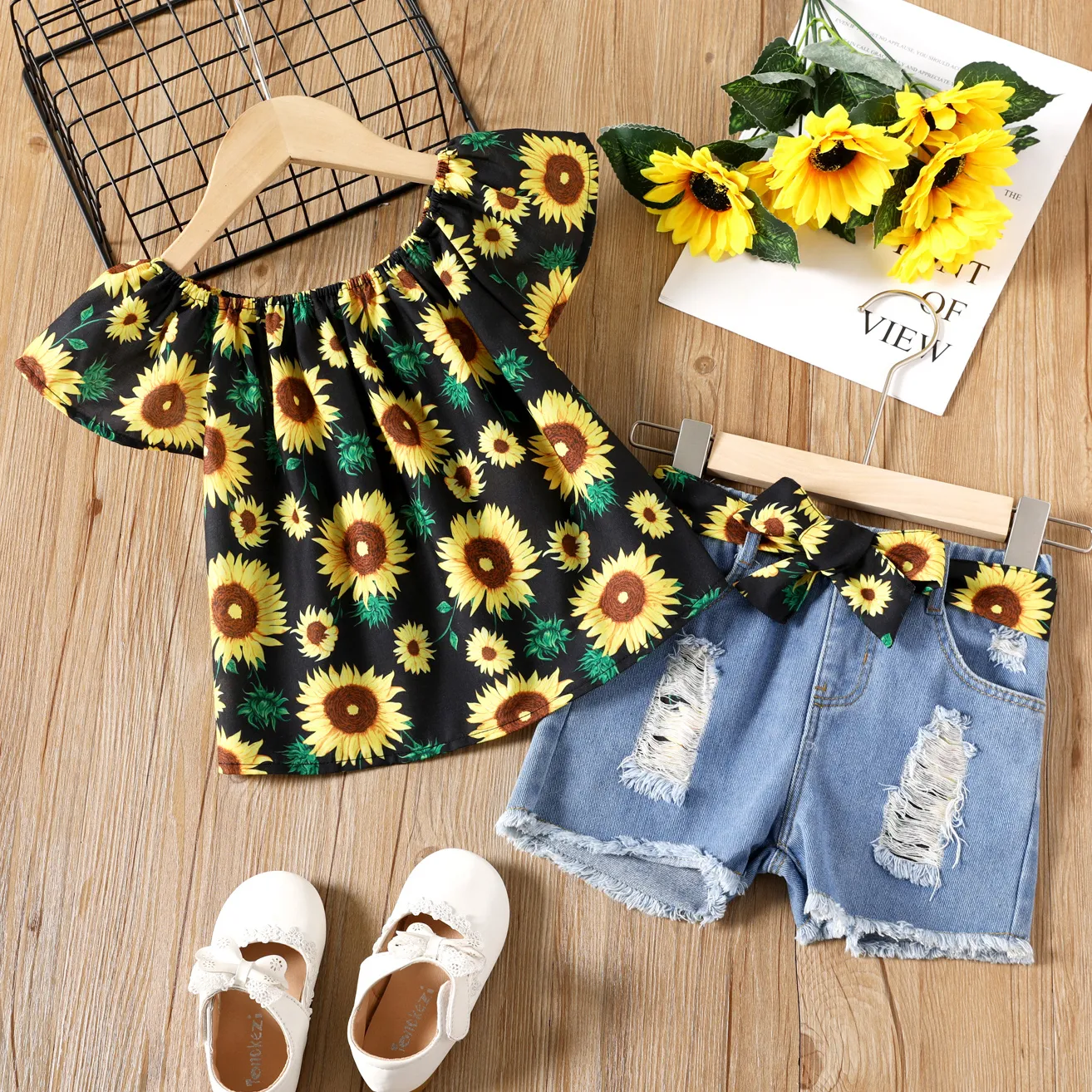3pcs Toddler Girl Floral Print Flounce Short-sleeve Tee and Ripped Denim Shorts & Headband Set Black big image 1