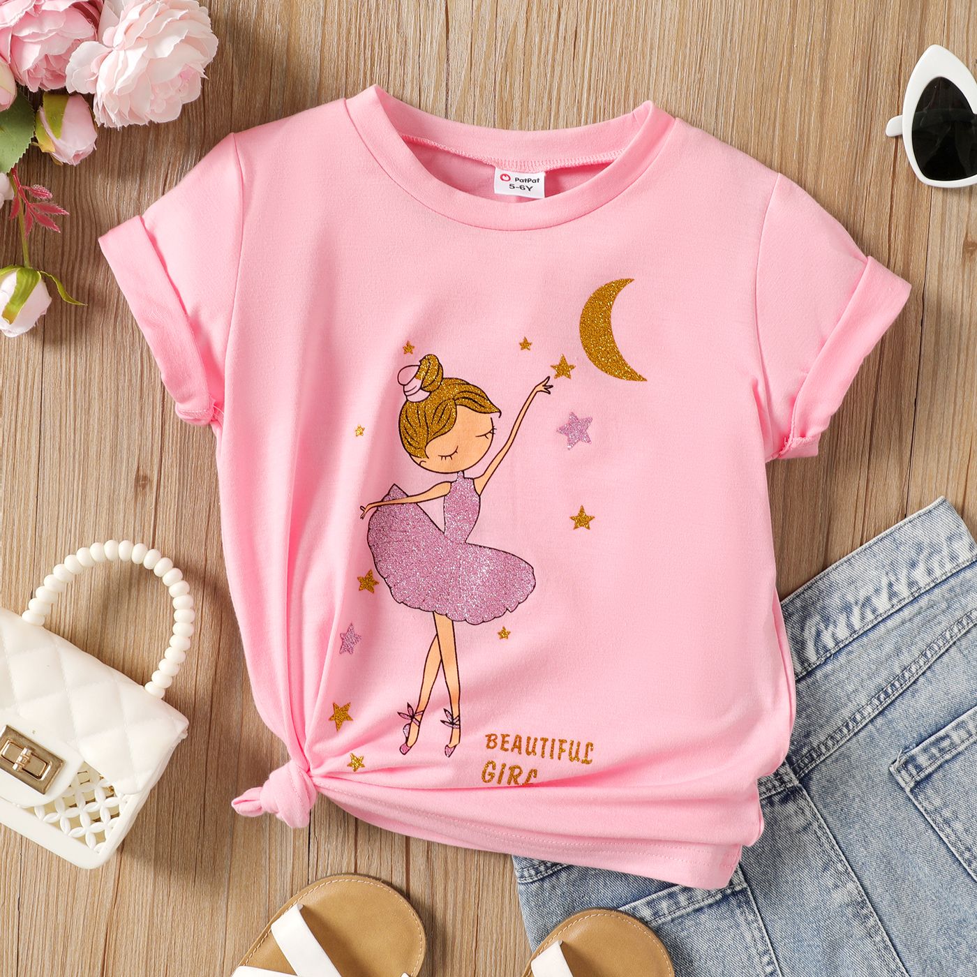 

Kid Girl Glitter Figure and Moon Stars Print Cuffed Short-sleeve Tee