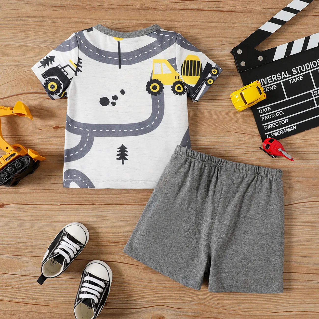 2pcs Baby Boy 100% Cotton Shorts and Allover Road & Vehicle Print Short-sleeve Naia™ Tee Set Grey big image 1