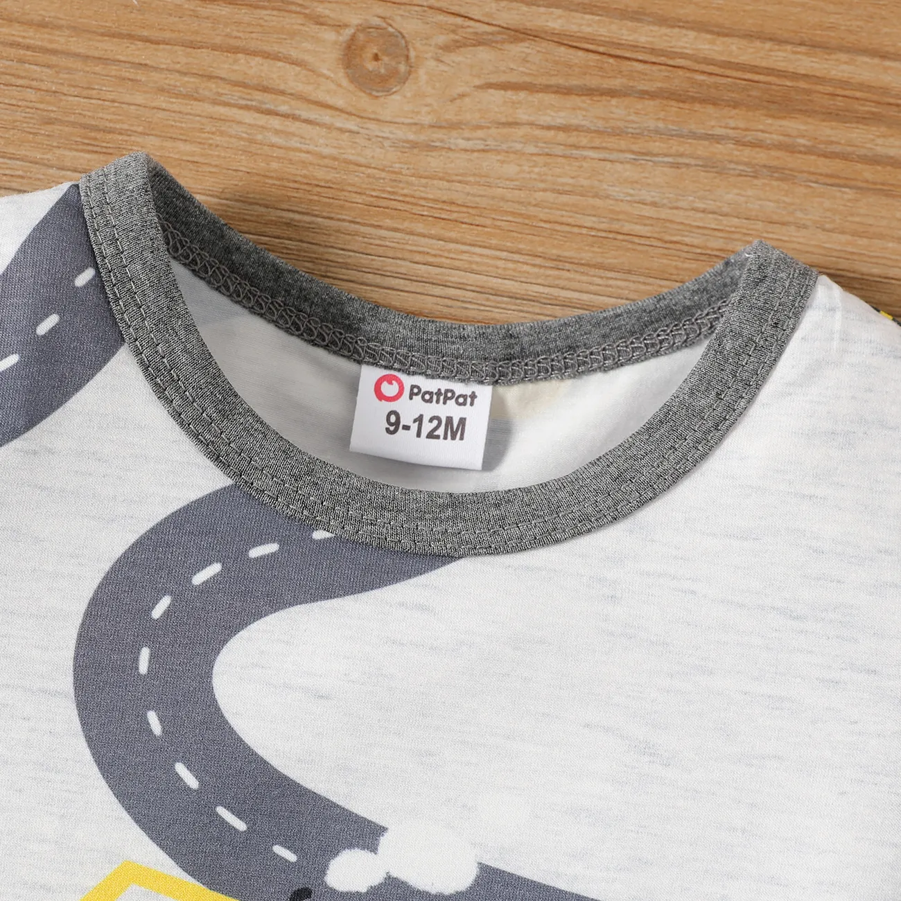 2pcs Baby Boy 100% Cotton Shorts and Allover Road & Vehicle Print Short-sleeve Naia™ Tee Set Grey big image 1