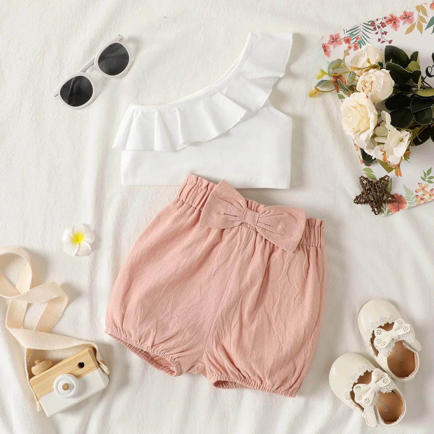 2pcs Baby Girl 100% Cotton Bow Front Shorts and One Shoulder Ruffle Trim Tank Top Set  big image 1