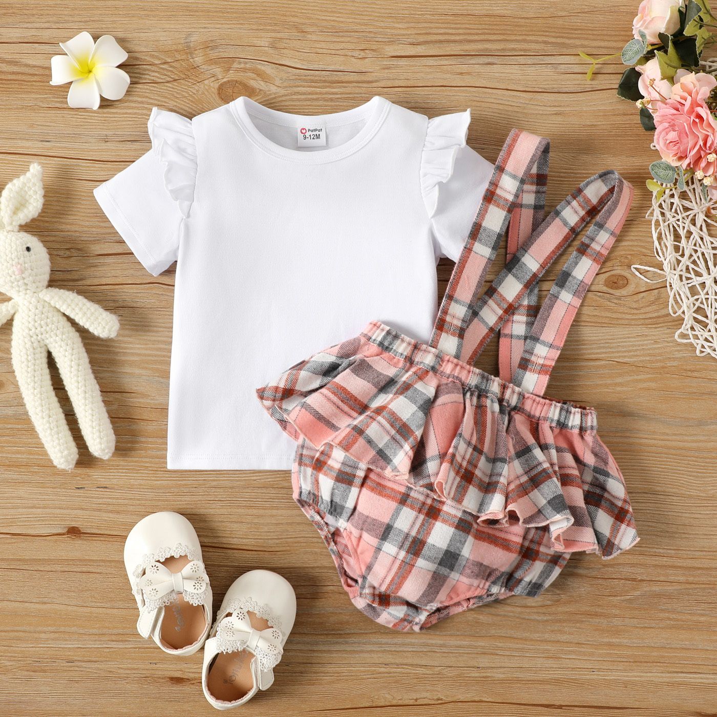 

2pcs Baby Girl Cotton Flutter-sleeve Tee and Plaid Ruffle Trim Suspender Shorts Set