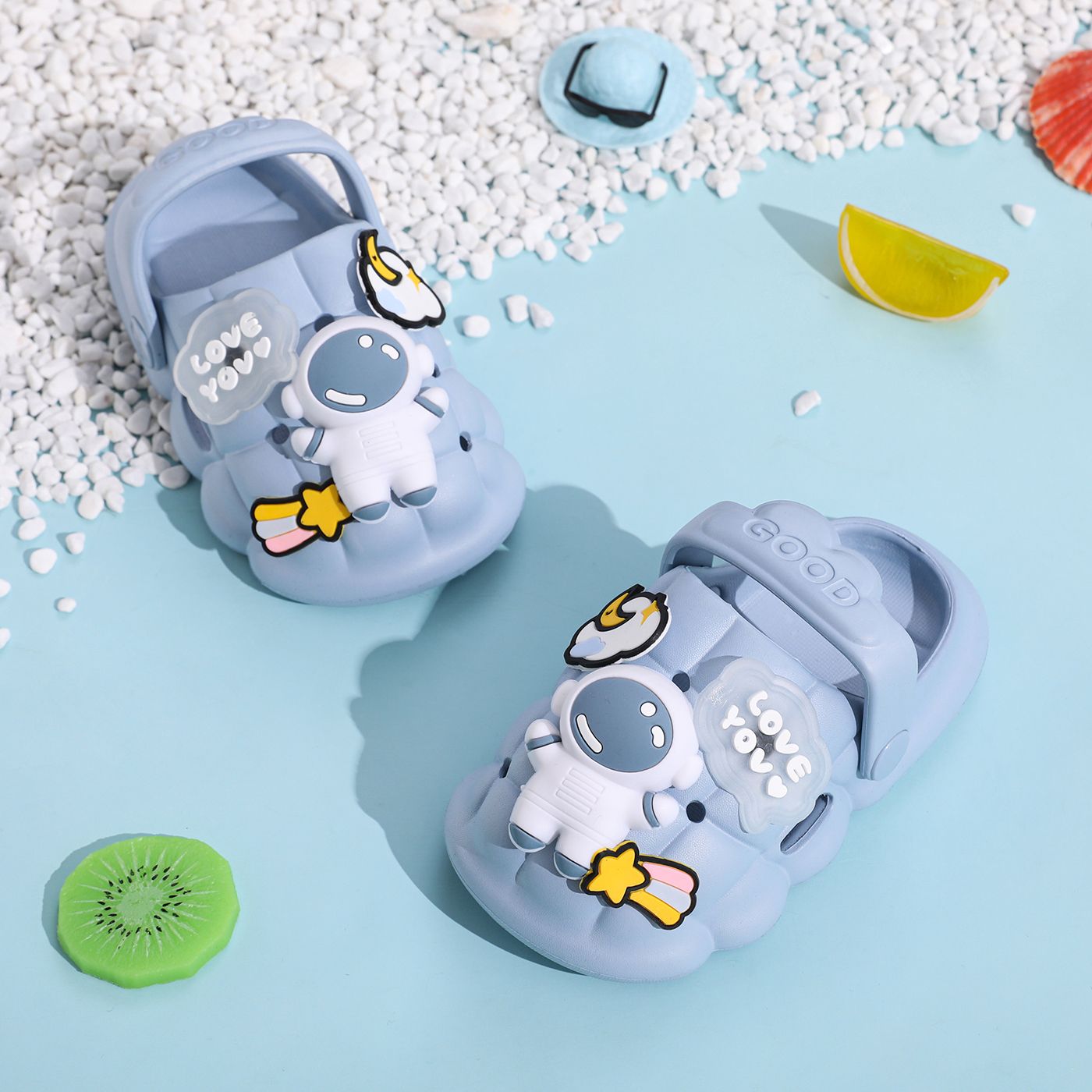 

Toddler/Kid Cartoon Non-slip Soft Sole Slippers