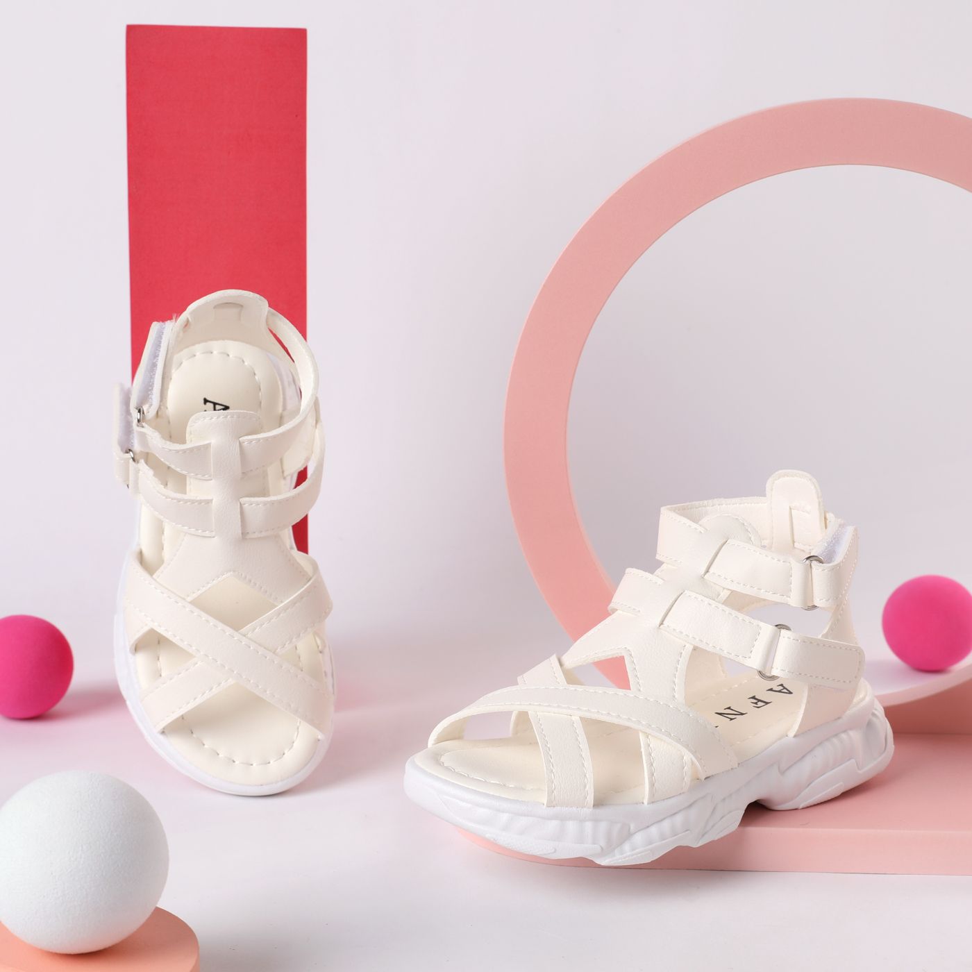 

Kid Lining Letters Solid Sandals