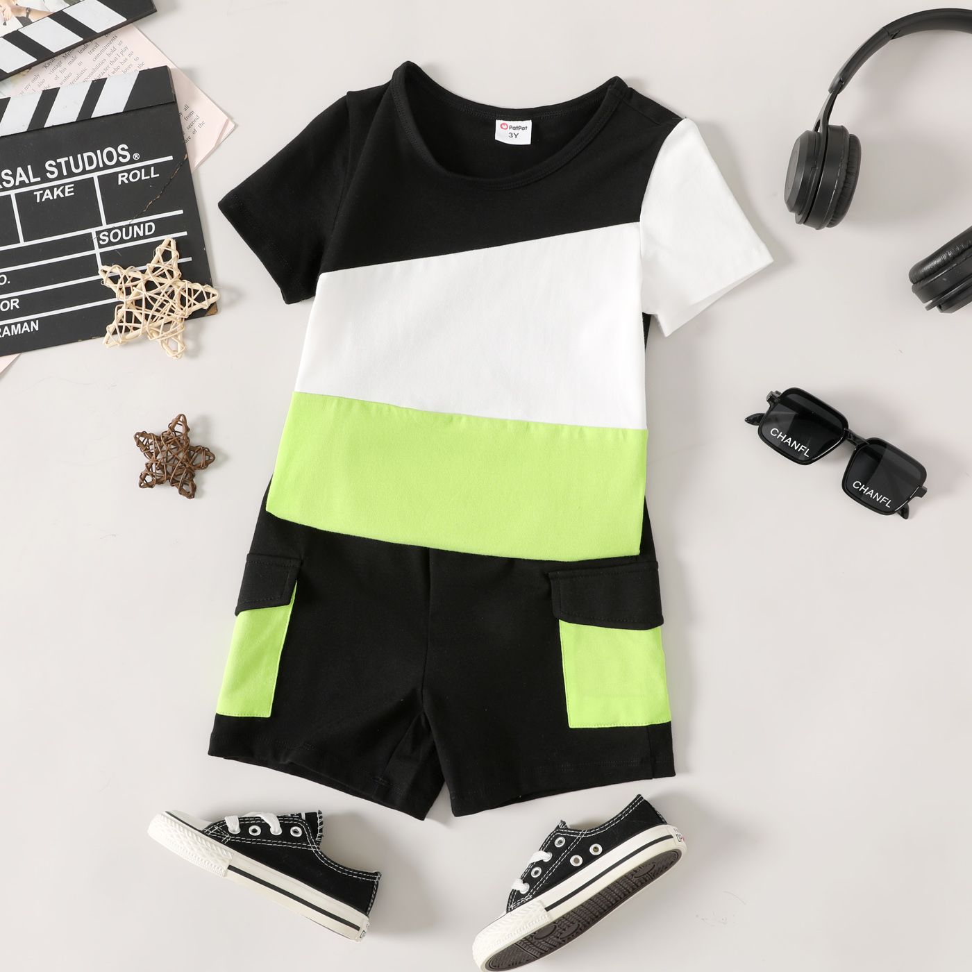 2pcs Toddler Boy Cotton Colorblock Short-sleeve Tee and Pocket Design Shorts Set