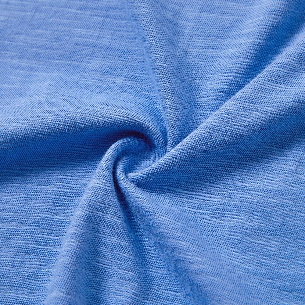 Family Matching Blue Short-sleeve Ruffle Hem Dresses and Naia™ Striped Colorblock T-shirts Sets  big image 11
