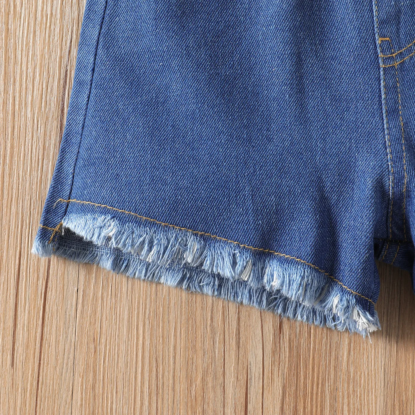 Kid Girl Raw Hem Denim Shorts  image 4