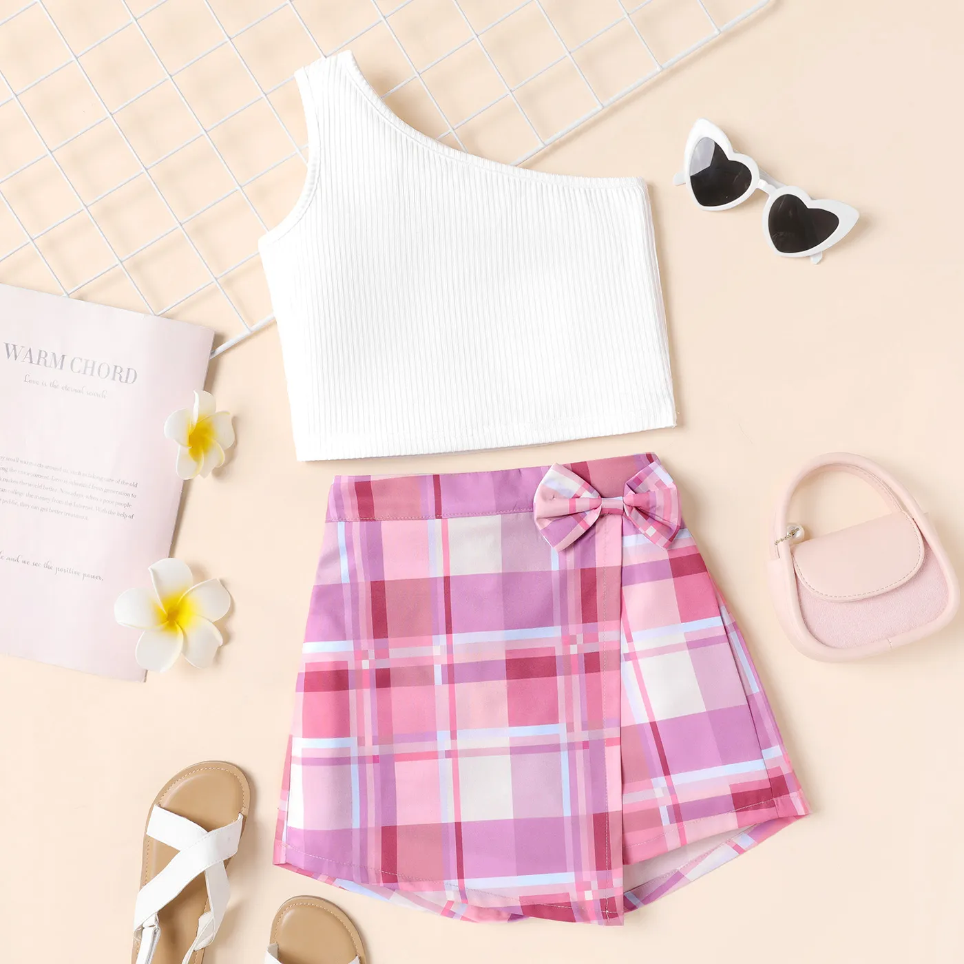 2pcs Kid Girl One-Shoulder Ribbed Tank Top and Bow Decor Plaid Skort Set  big image 1