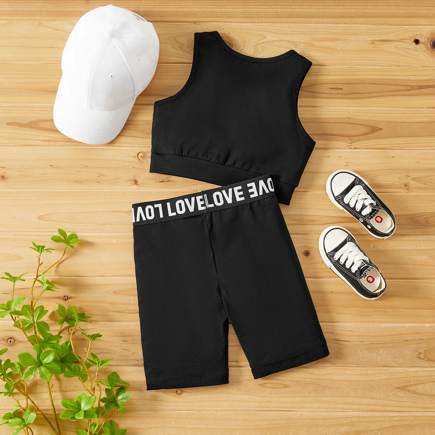 2pcs Toddler/Kid Girl Cotton Tank Top and Letter Print Webbing Design Shorts Set  image 3