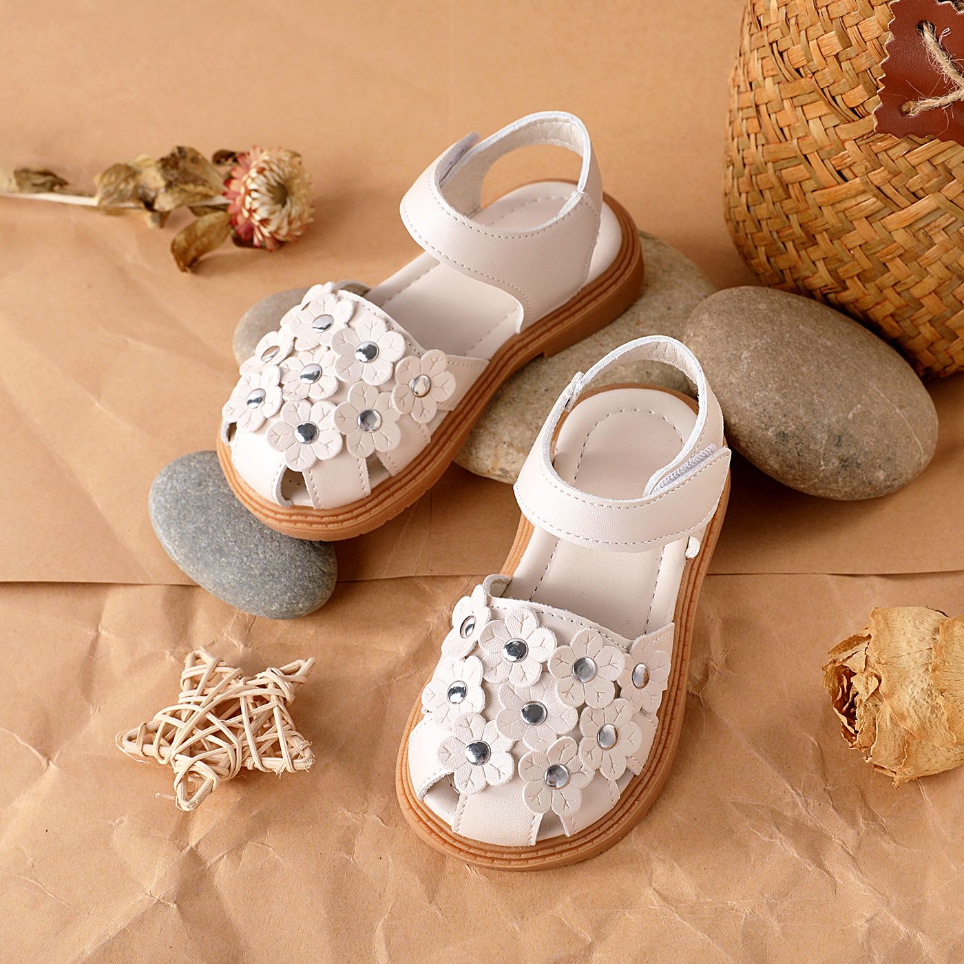 

Toddler/Kid Flowers Pattern Velcro Sandals