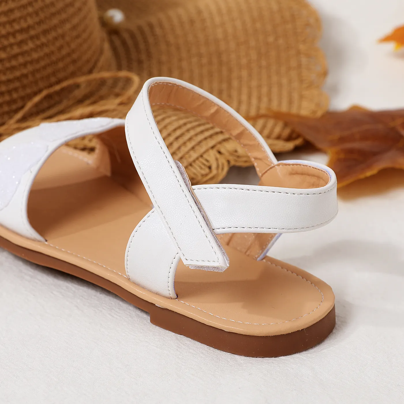 Toddler/Kid Heart Pattern Solid Sandals  image 2