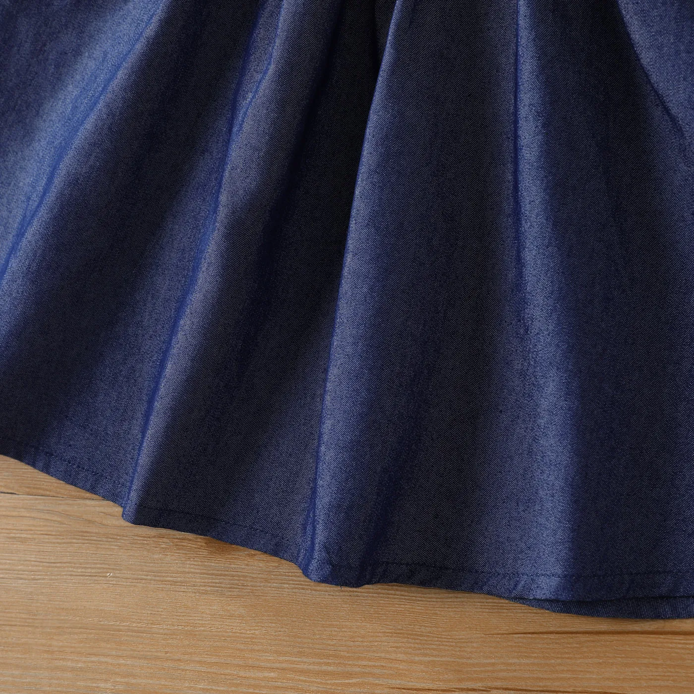 Toddler Girl Blue Flutter-sleeve Smocked Cotton Dress  image 5