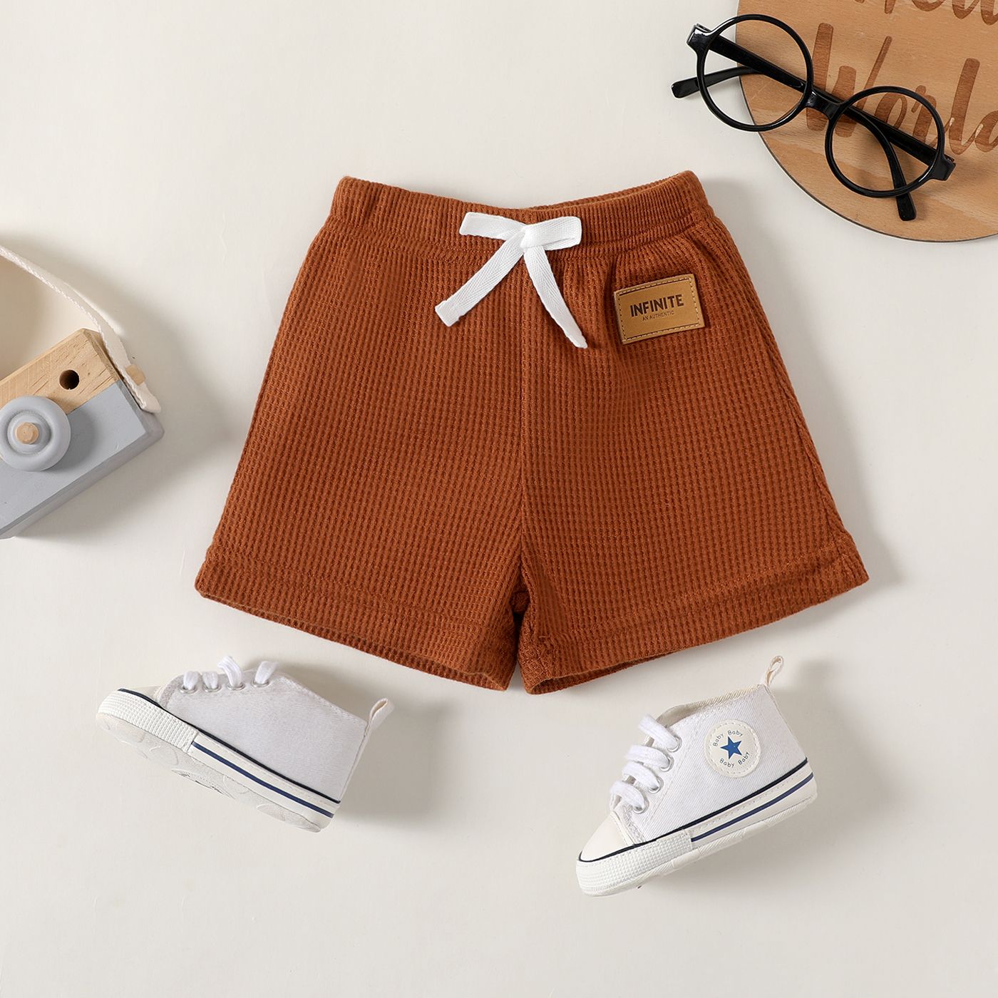 Baby Boy/Girl Badge Detail Solid Waffle Textured Shorts