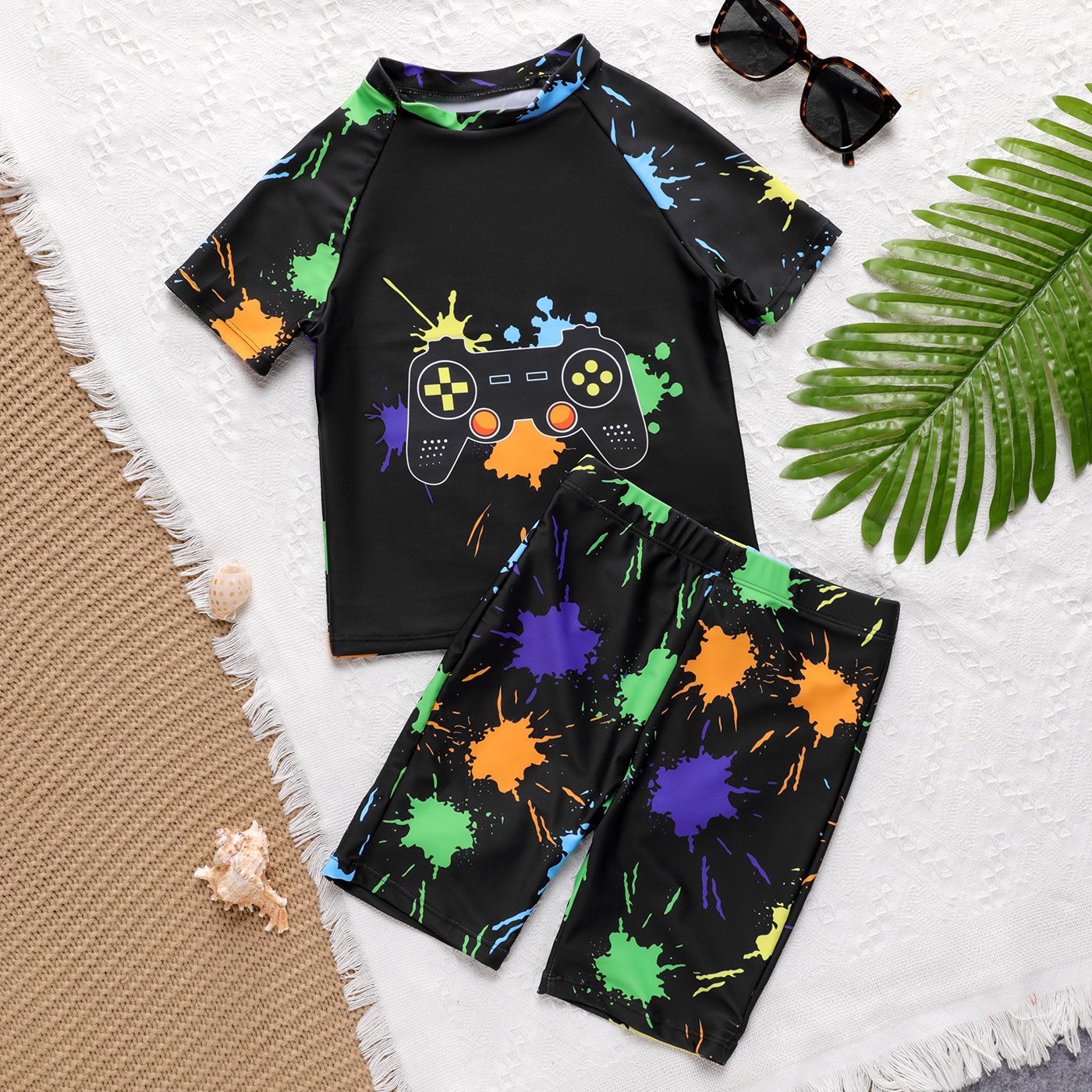 

2pcs Kid Boy Game Controller Print Top and Swim Trunks Set