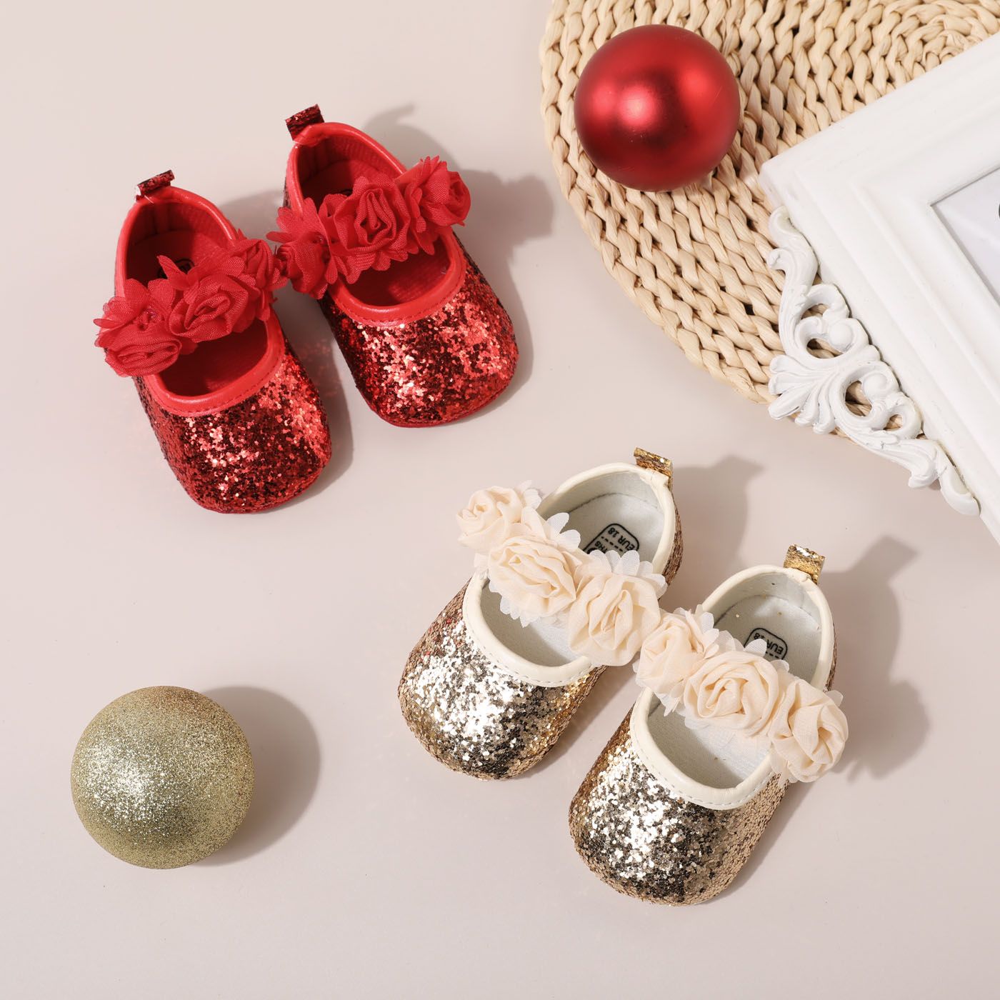 Gold sparkle cheap baby shoes