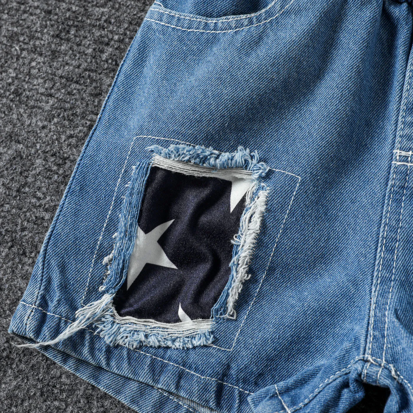 Independence Day 2pcs Toddler Boy Colorblock Short-sleeve Top and Ripped Denim Shorts Set  image 3