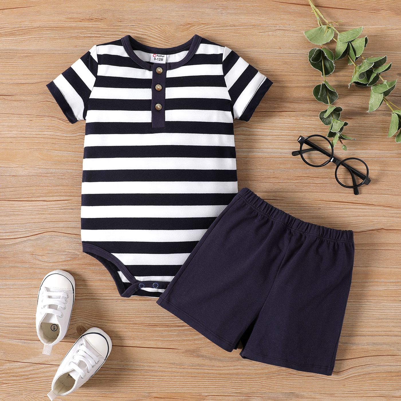 

2pcs Baby Boy Striped Short-sleeve Bodysuit and Solid Shorts Set