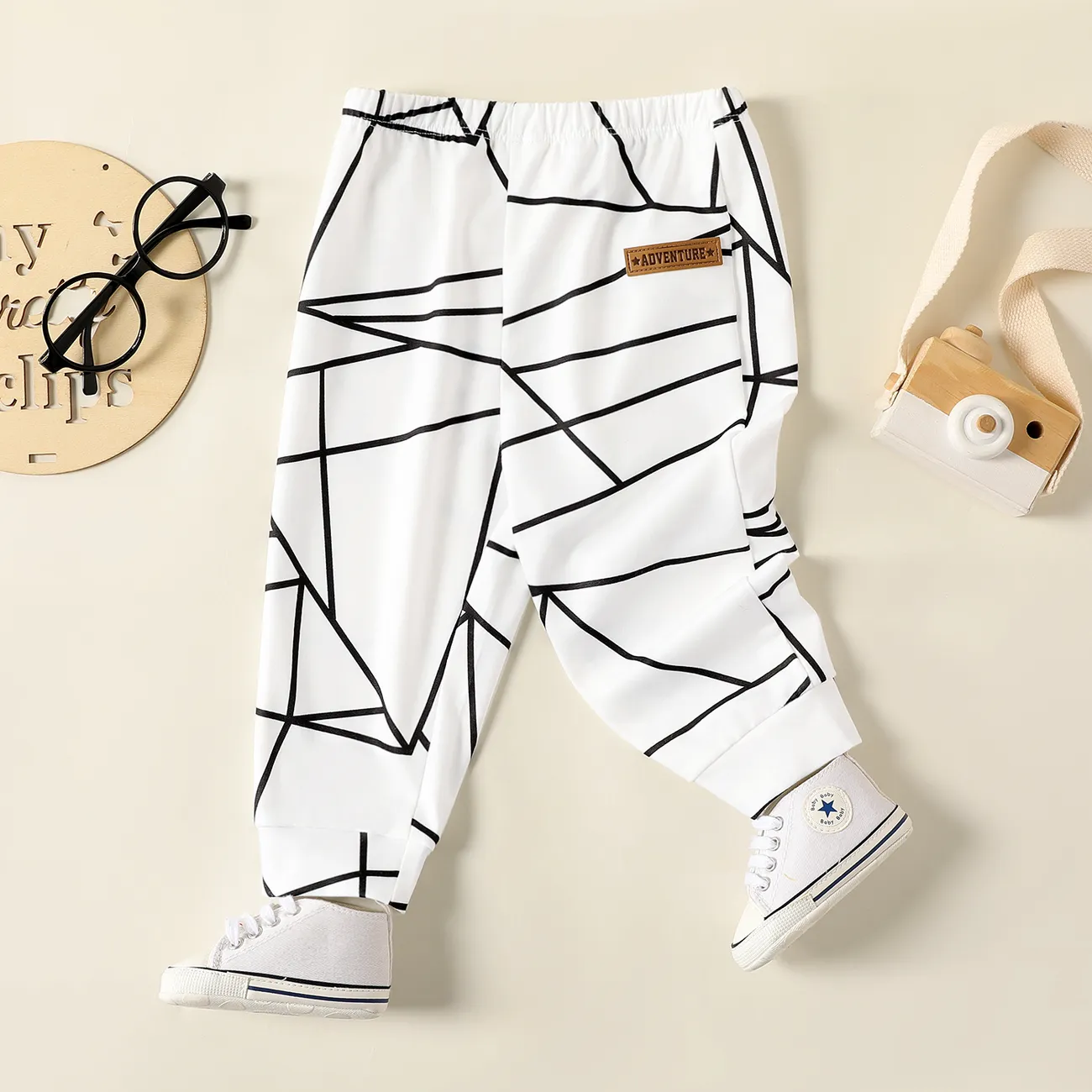 calça de moletom naia™ com estampa geológica para bebê menino Branco big image 1
