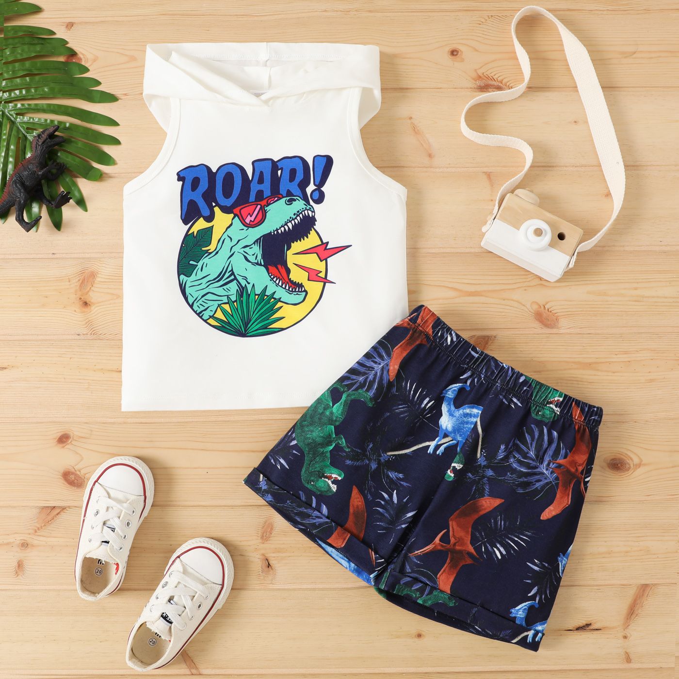 

2pcs Toddler Boy Dinosaur Print Hooded Tank Top & Shorts Set