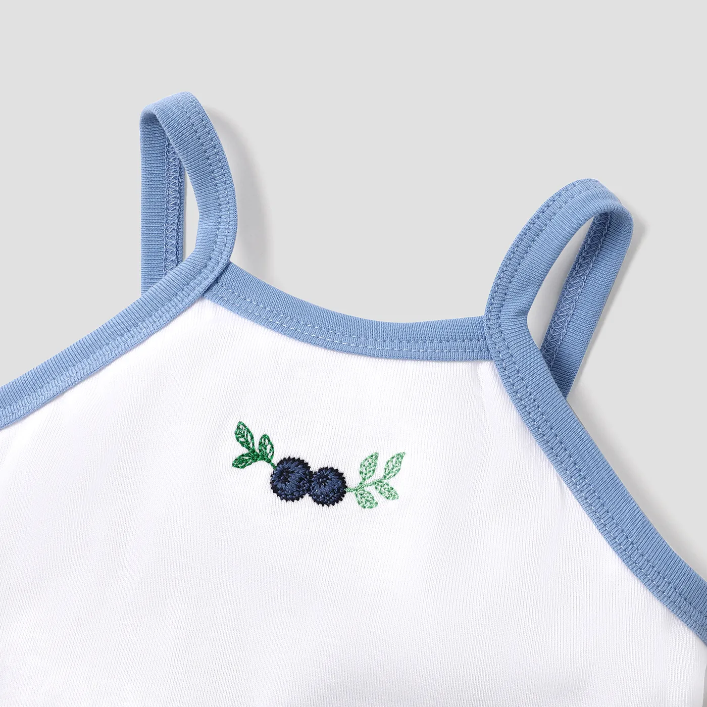 2pcs Baby Girl Blueberry Print Camisole and Layered Skirt Set White image 3