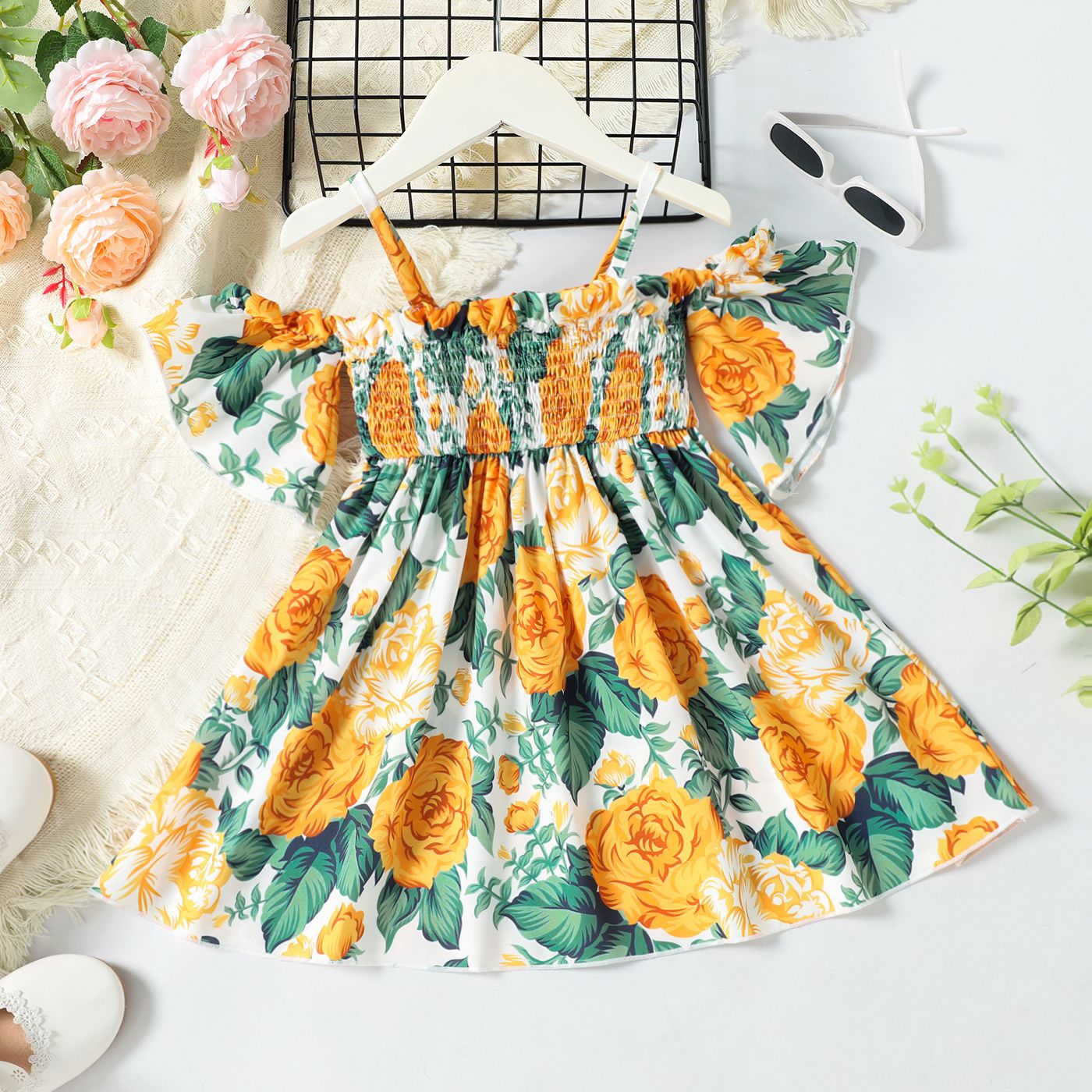 

Toddler Girl Allover Floral Print Smocked Slip Dress