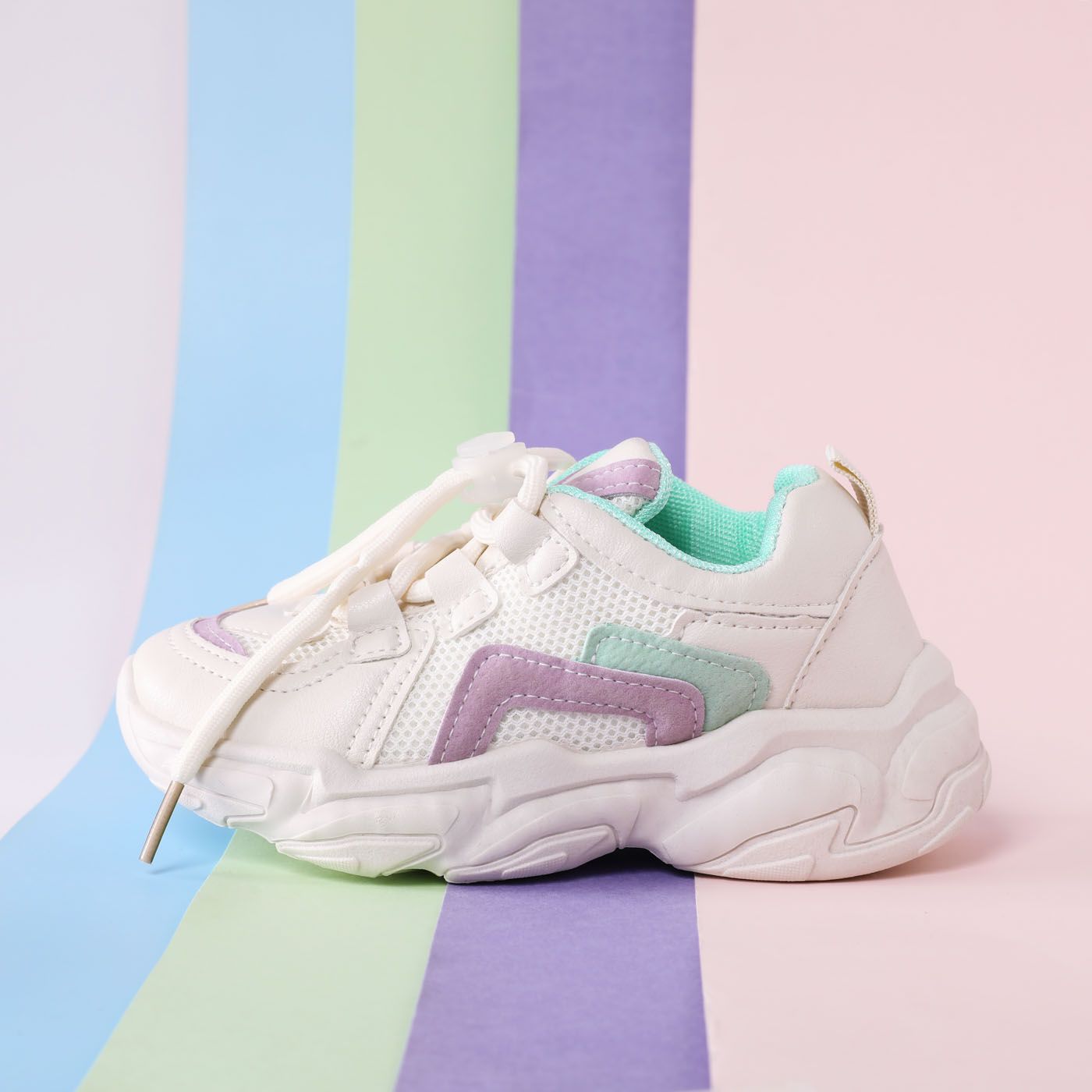 

Kid Breathable Mesh Lace-up Front Casual Shoes