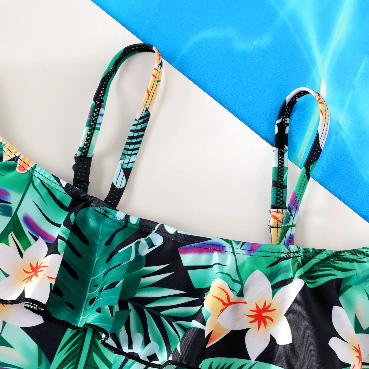 Kid Girl Floral & Plant Print Ruffled One Piece Swimsuit Green image 3