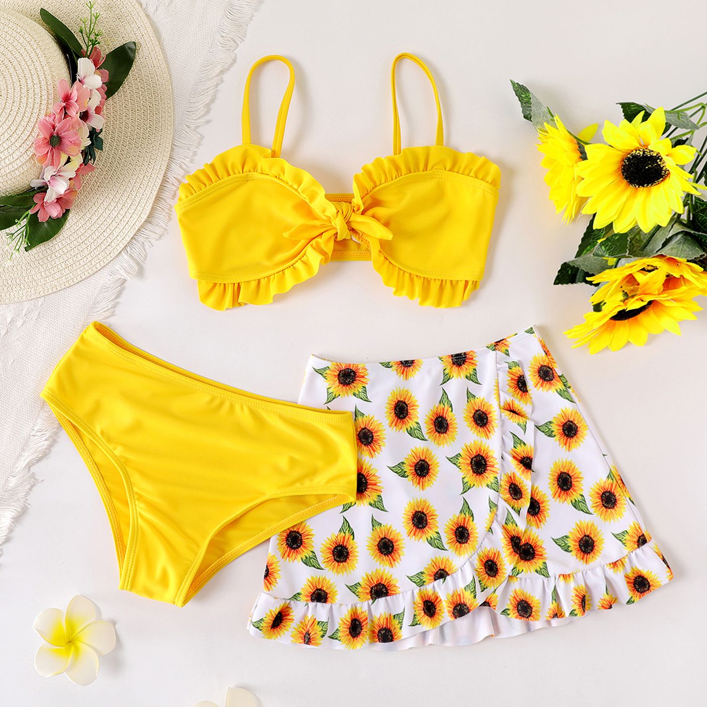 

3pcs Kid Girl Sunflower Print Ruffled Swimsuit