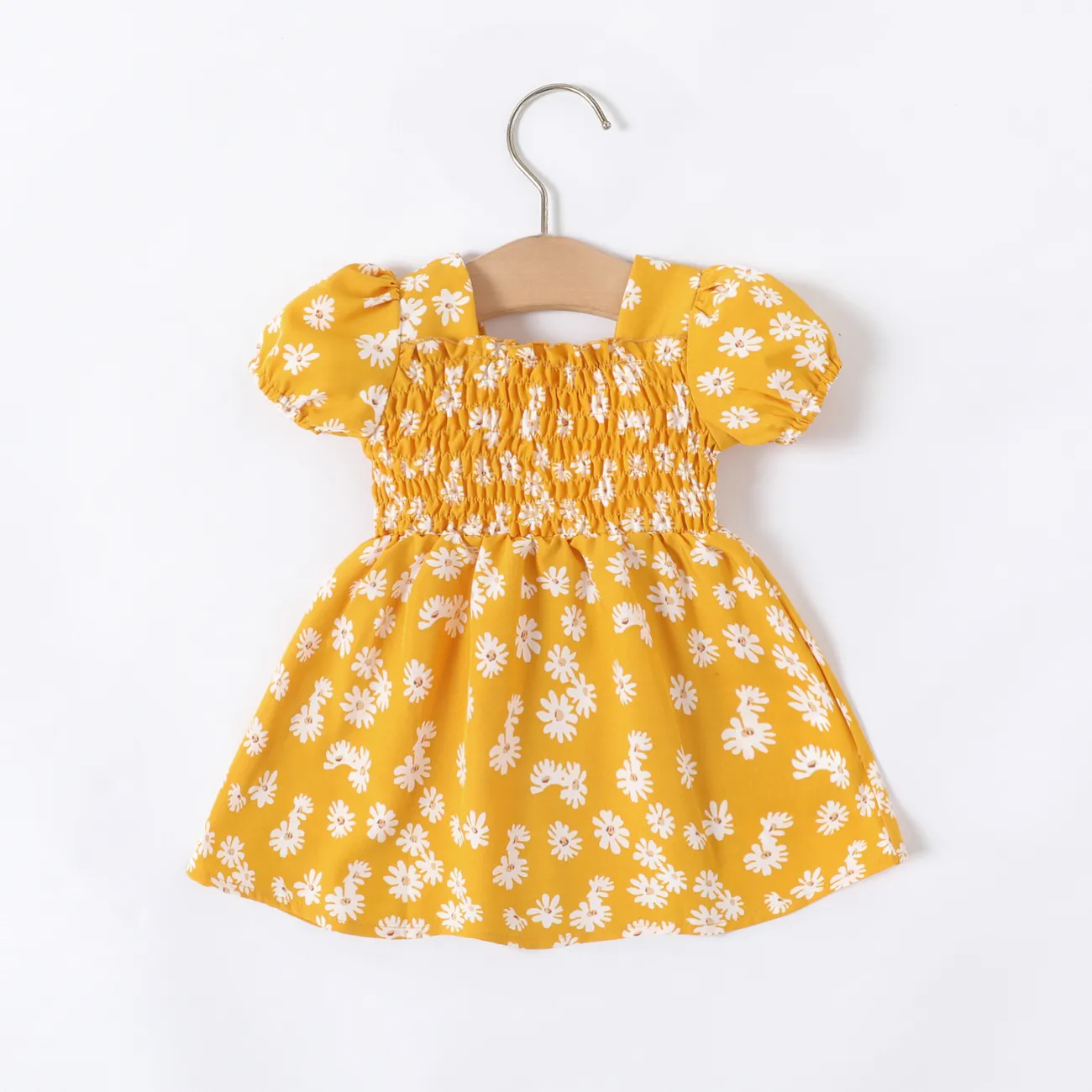 Baby Girl Allover Daisy Floral Print Puff-sleeve Shirred Dress Yellow big image 1