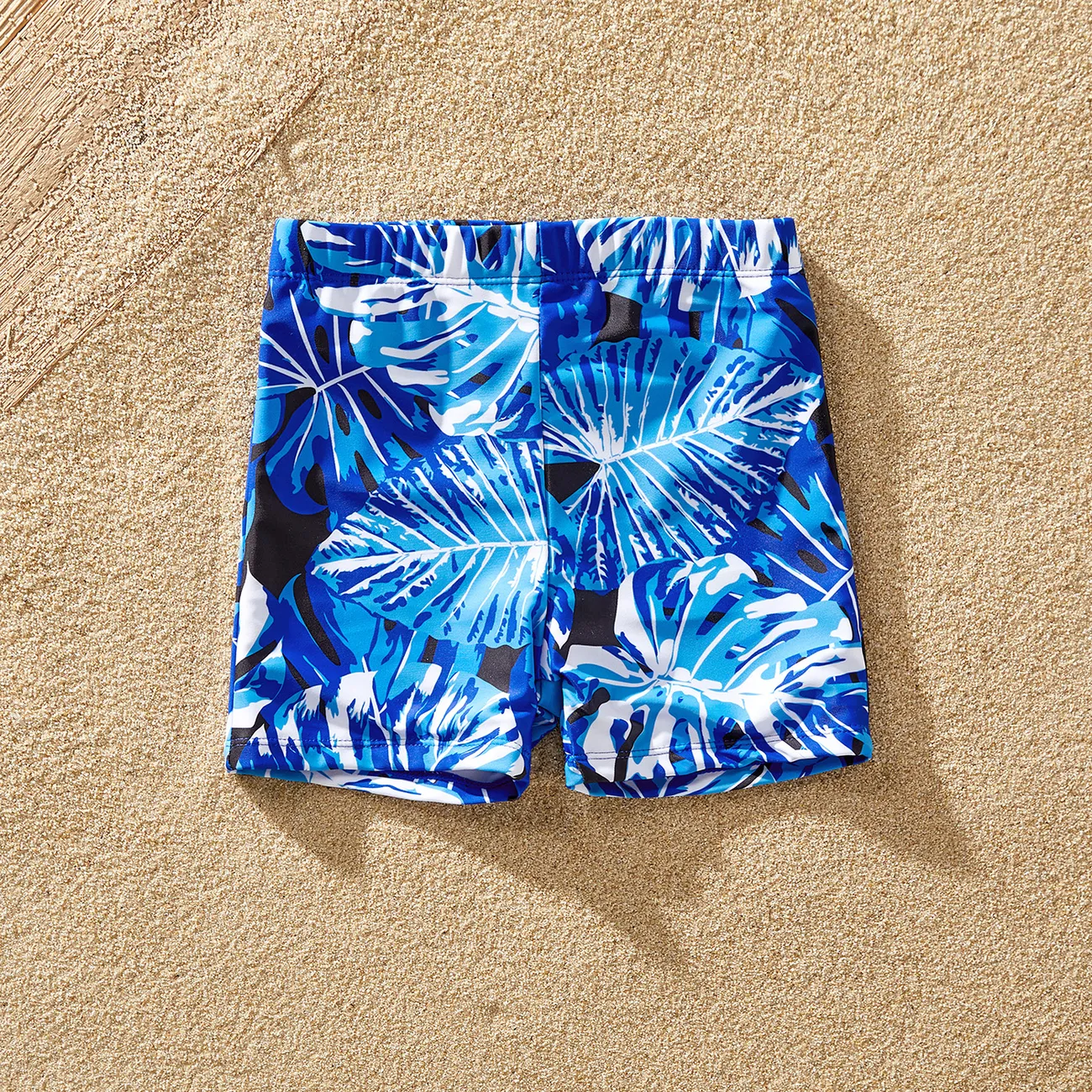 Family Matching Plant Print Ruffled Two-piece Swimsuit or Swim Trunks Shorts  big image 1