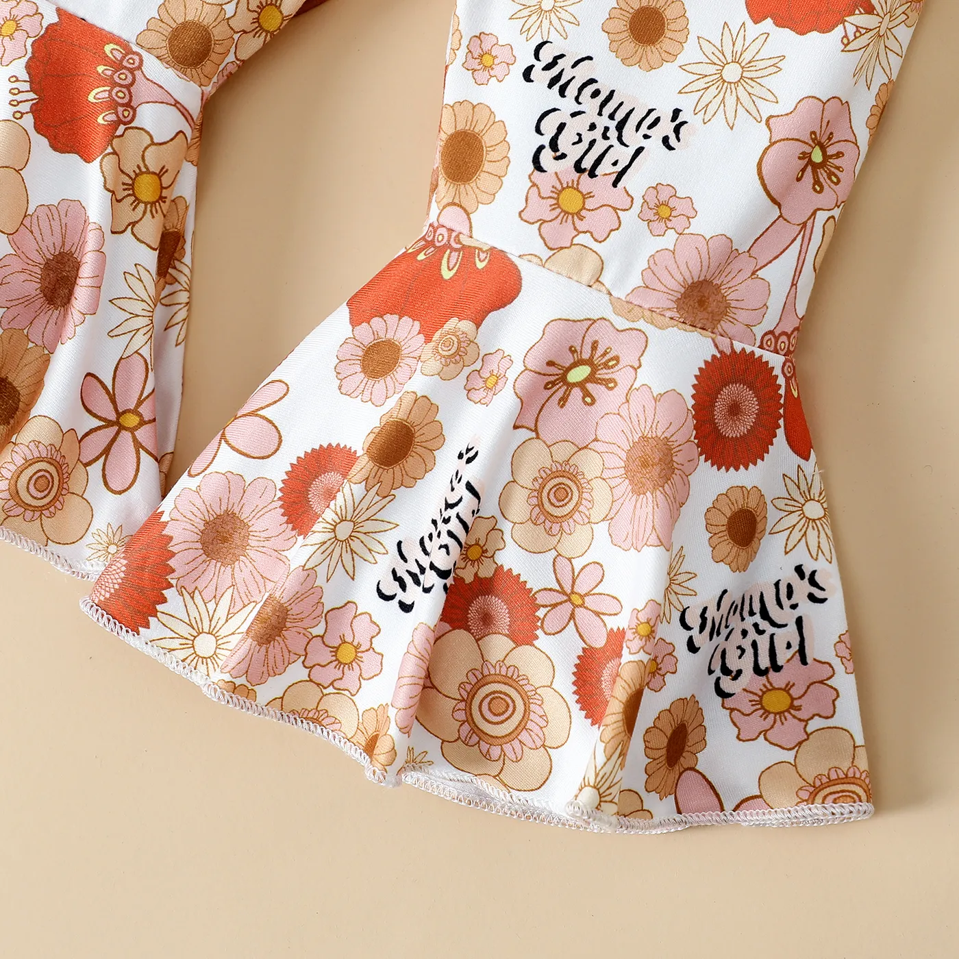 2pcs Floral Print Short-sleeve Tee and Flared Pants Set Multi-color image 3