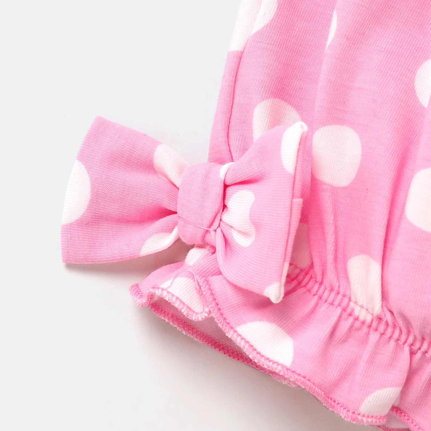 Looney Tunes Baby Girl 2pcs Graphic Naia™ Cami Top and Cotton Polka Dots Shorts Set  image 3