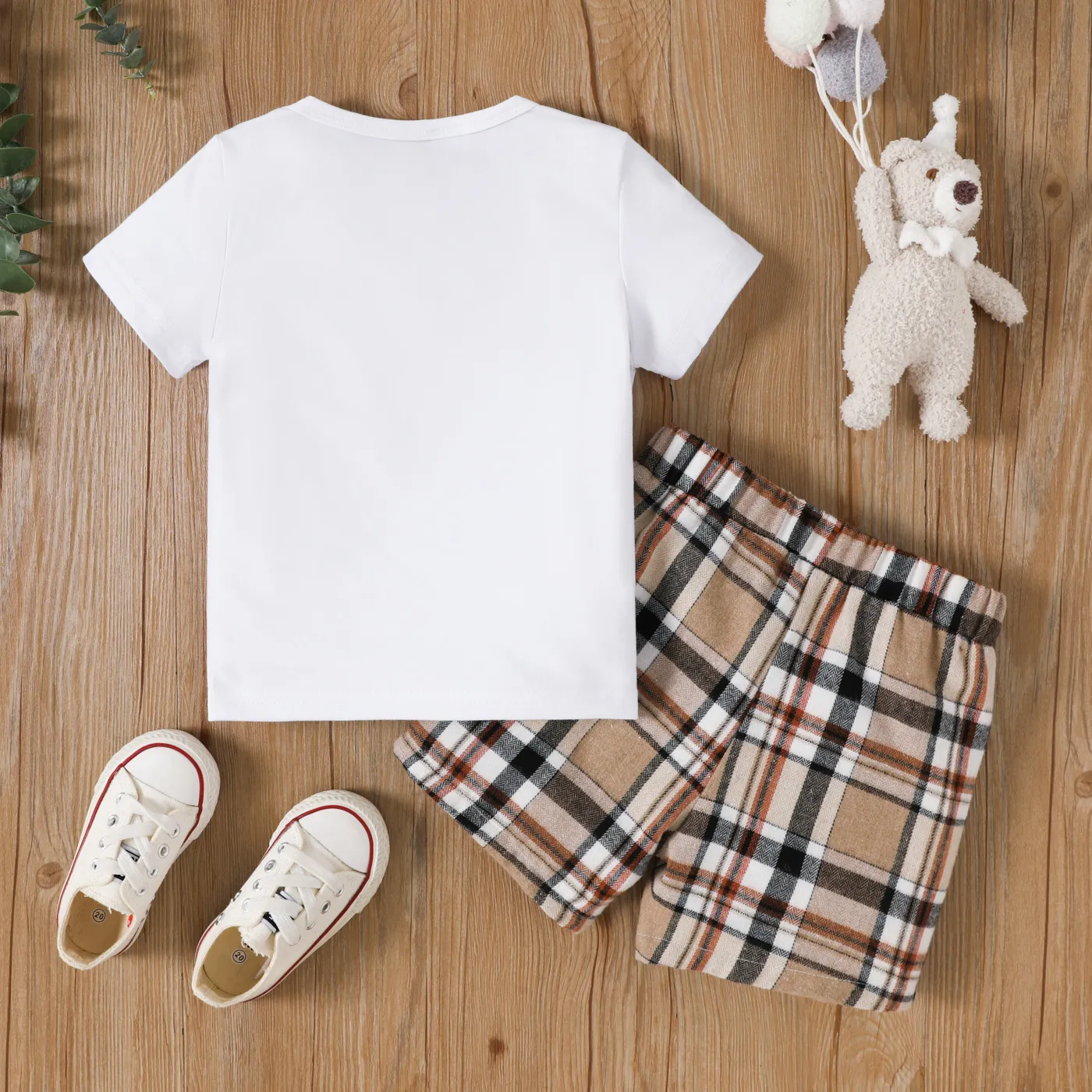 2pcs Toddler Girl Cute Bear Print Short-sleeve Top and Plaid Shorts Set White image 2