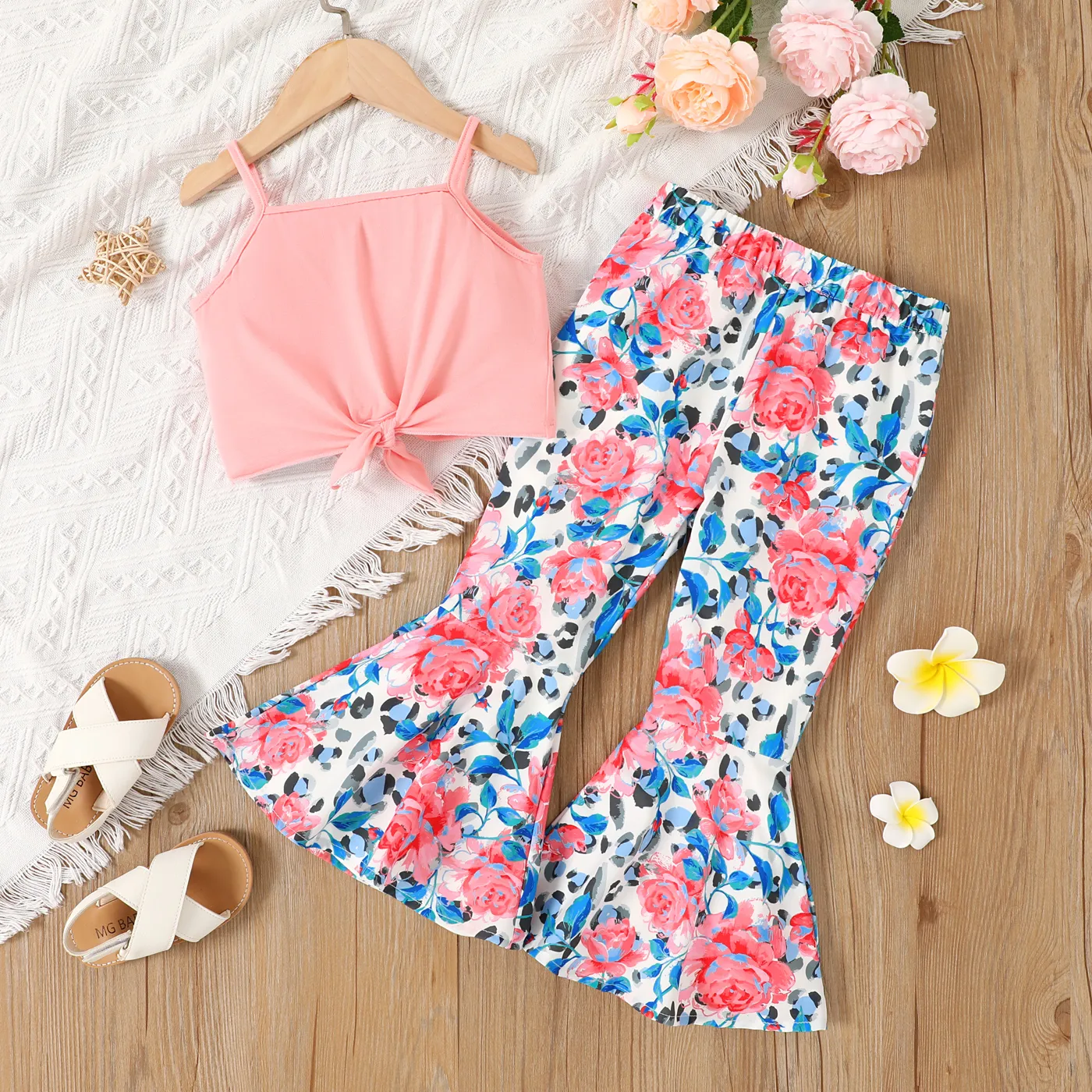 2pcs Toddler Girl Knot Front Cotton Camisole and Floral Print Flared Pants  big image 1