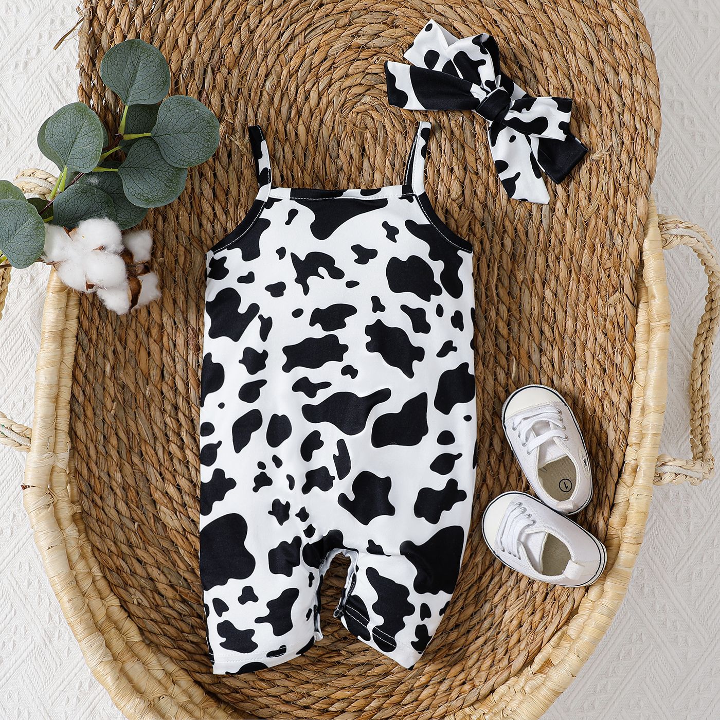 

2pcs Baby Girl Cow Print Cami Jumpsuit & Bow Headband Set