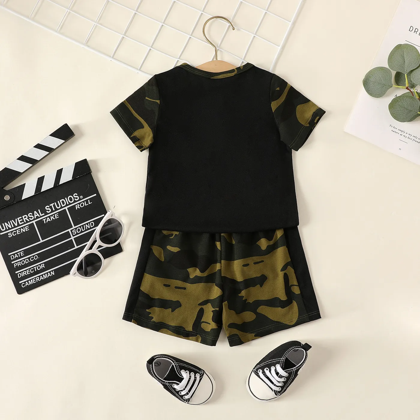 2pcs Baby Boy Letter Print Camouflage Short-sleeve Tee and Camouflage Shorts Set Army green image 2