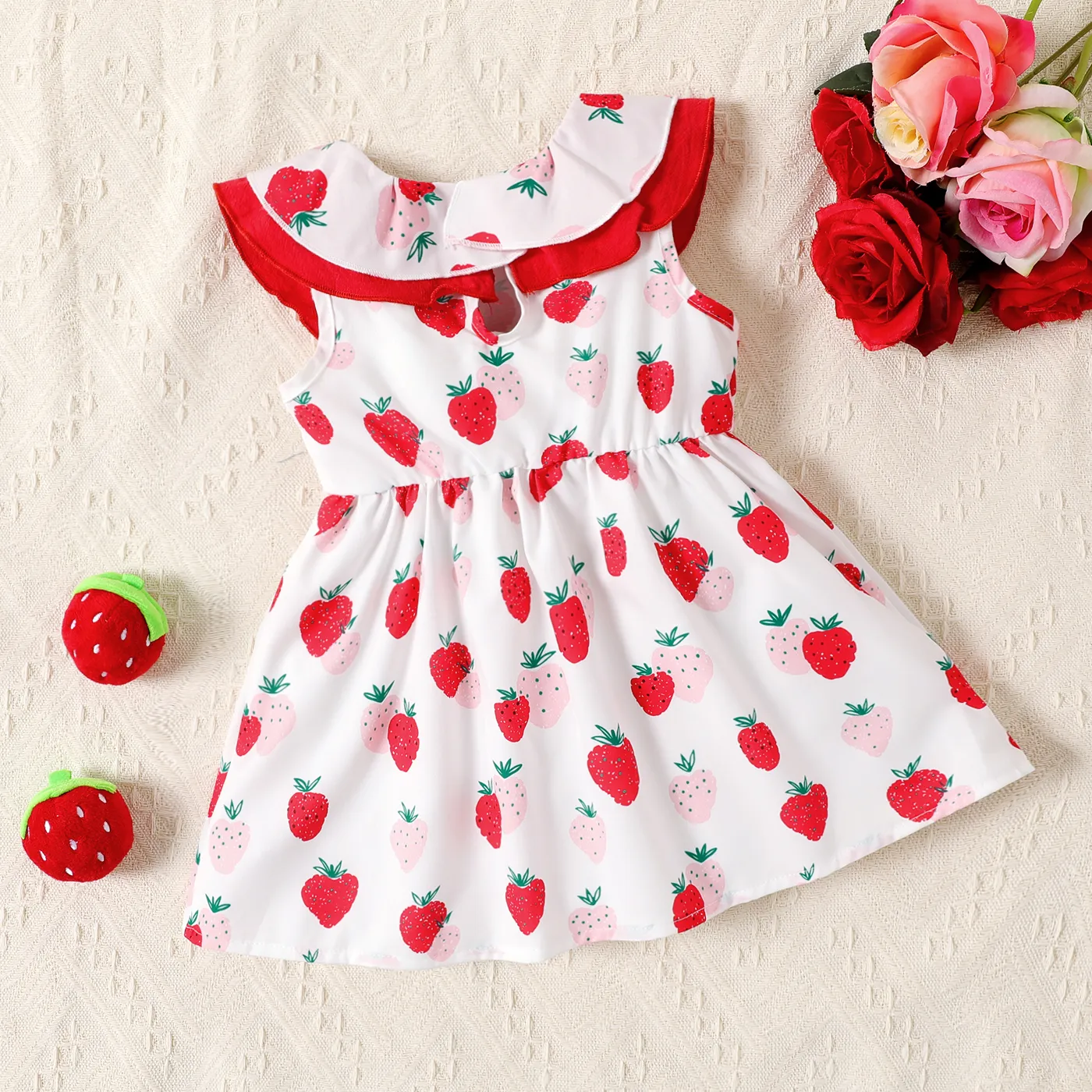 Baby Girl Strawberry Print Bow Decor Ruffled Tank Dress REDWHITE image 2