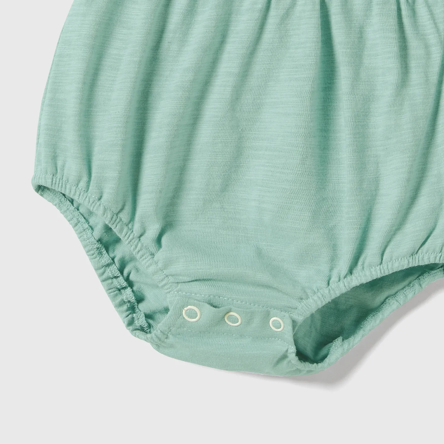 Family Matching Ruffled Tank Dresses and Color Block Short-sleeve T-shirts Sets Green image 5